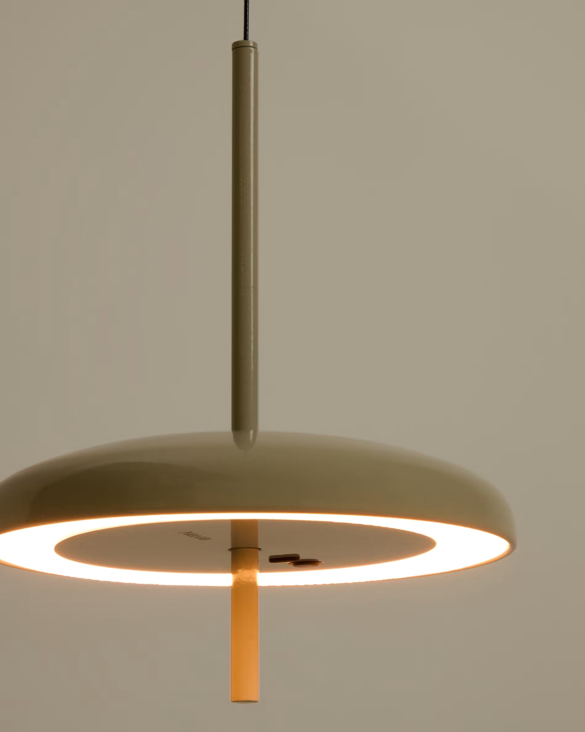 Závěsné svítidlo PORTE světle šedé