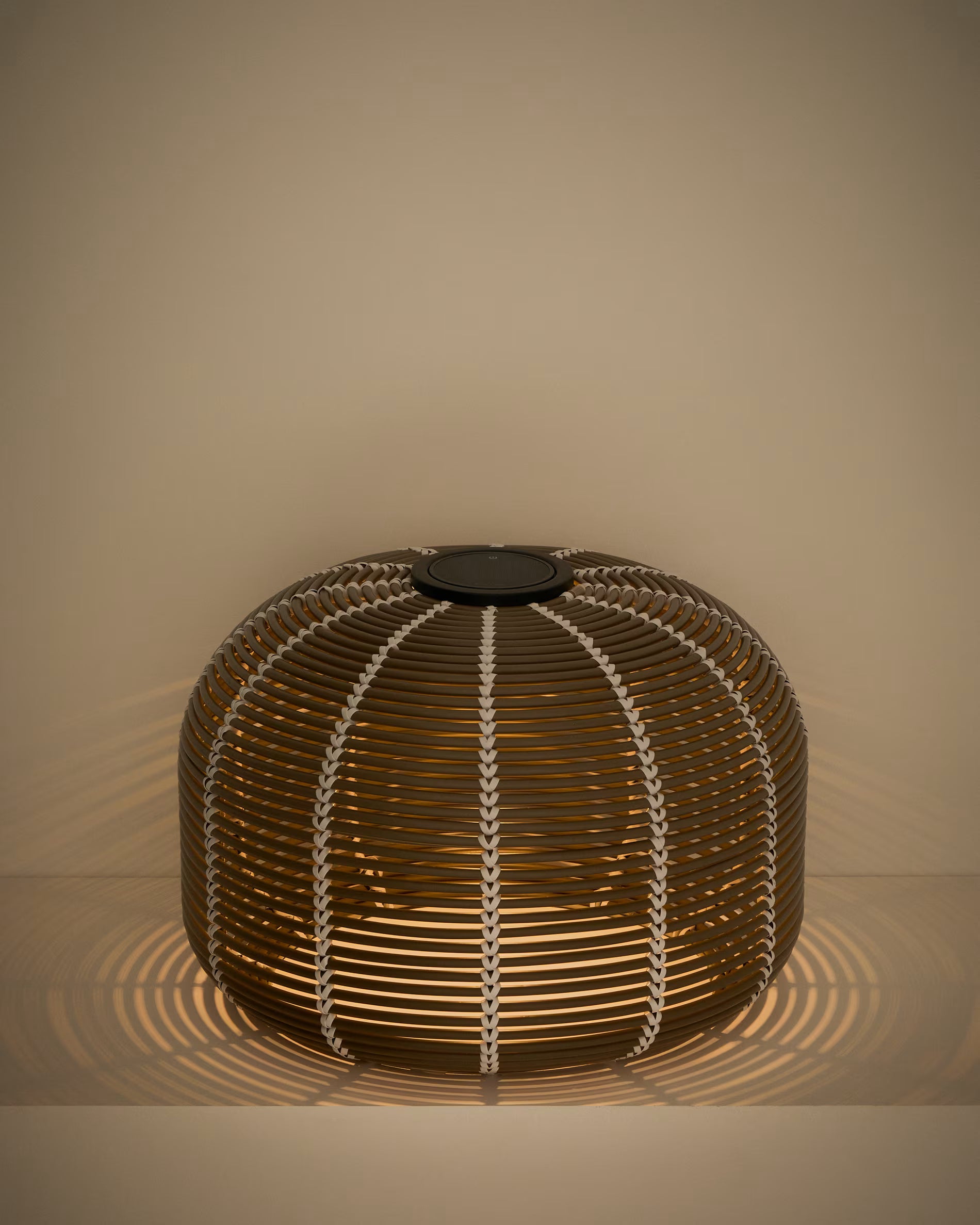 Solární zahradní lampa GAROINA taupe syntetický ratan