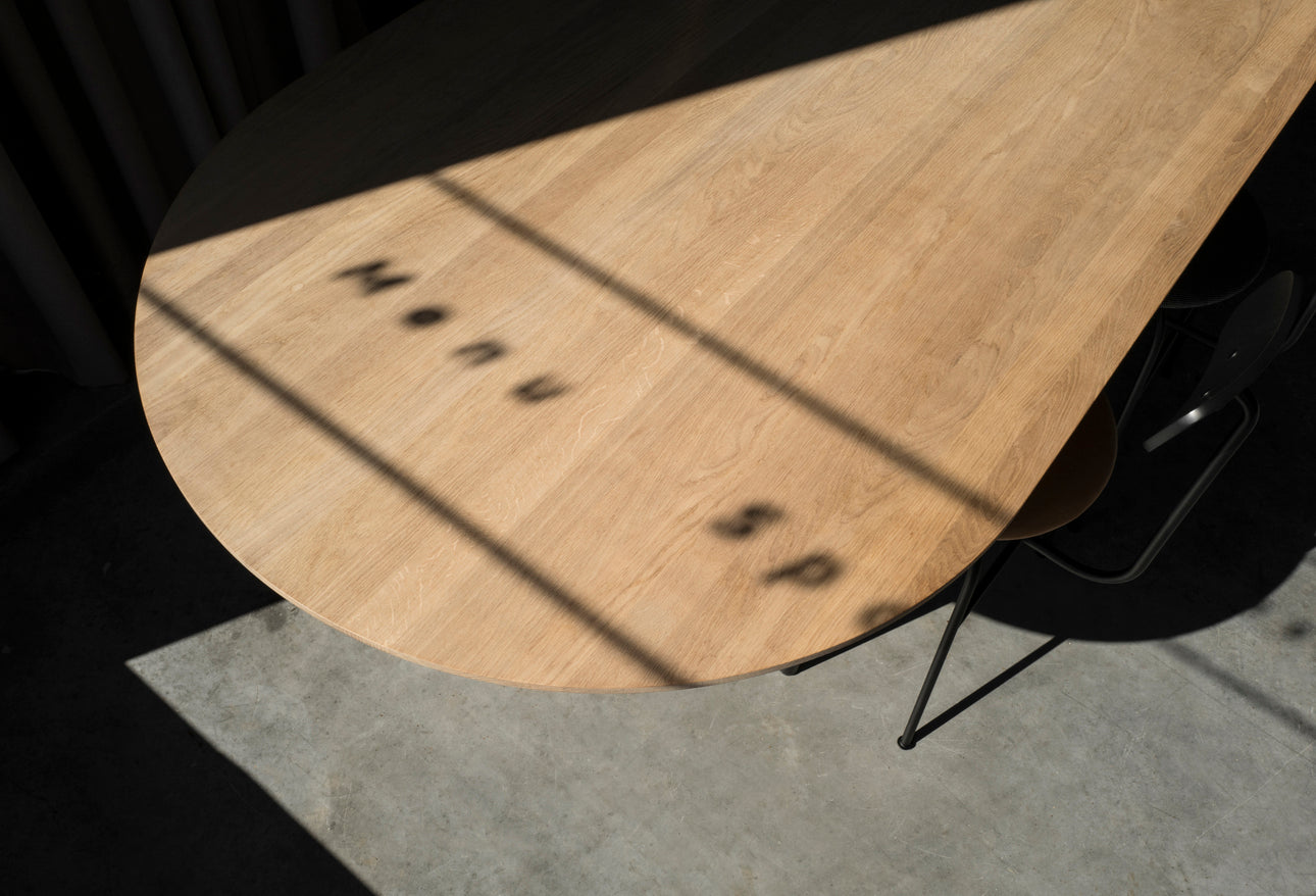 SNAREGADE dark oak veneer oval table