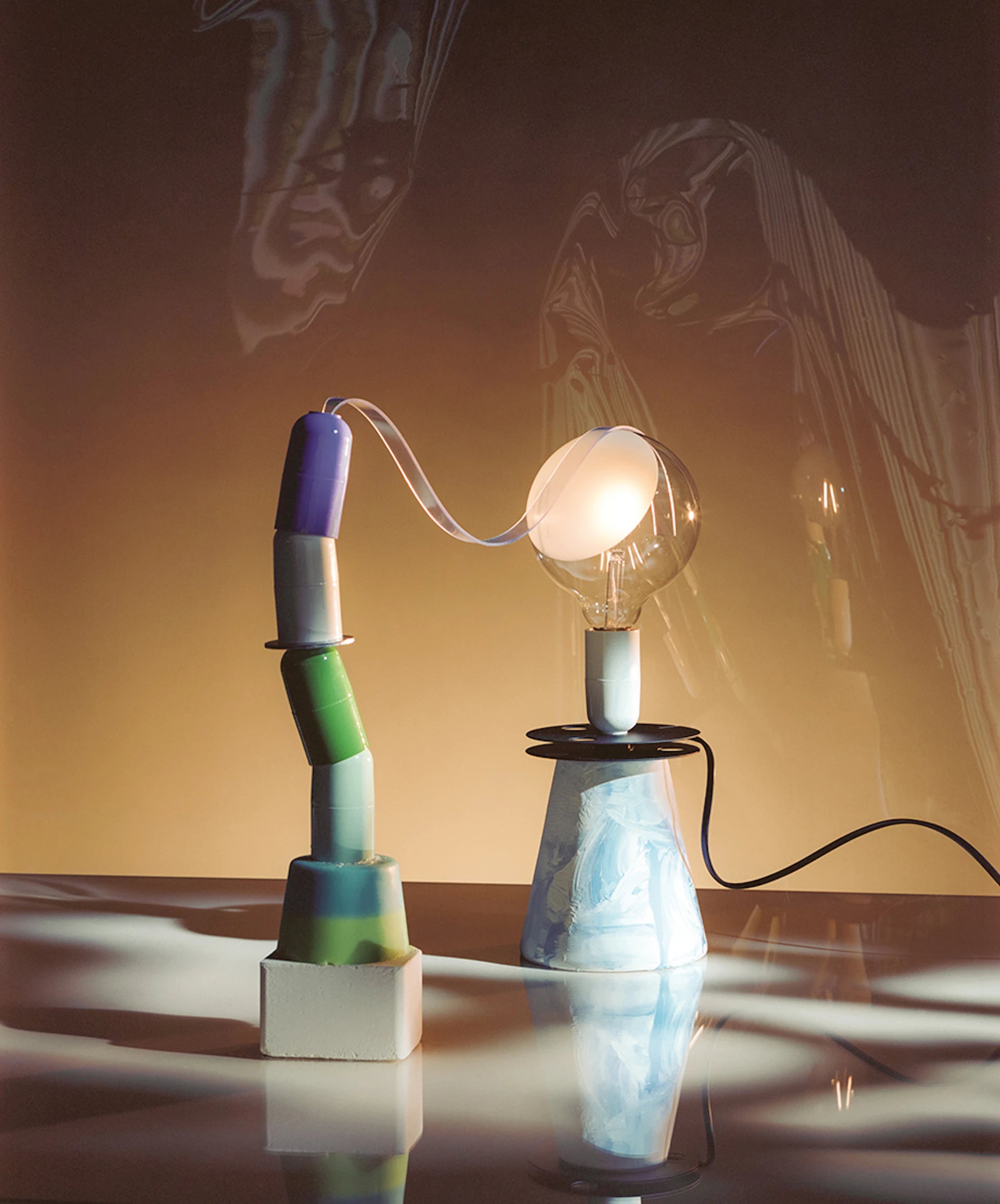 Stolní lampa LAMPADINA oranžová