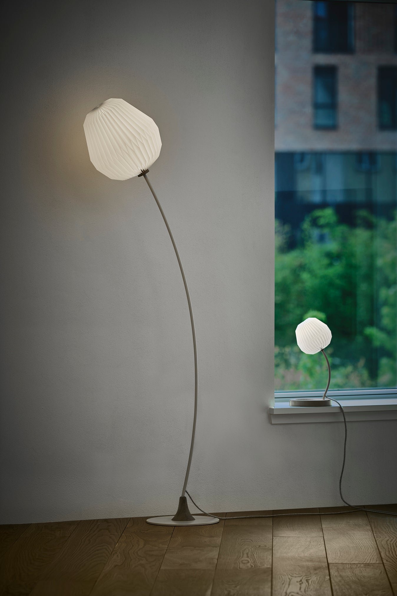 Stojací lampa MODEL 330 BOUQUET bílá