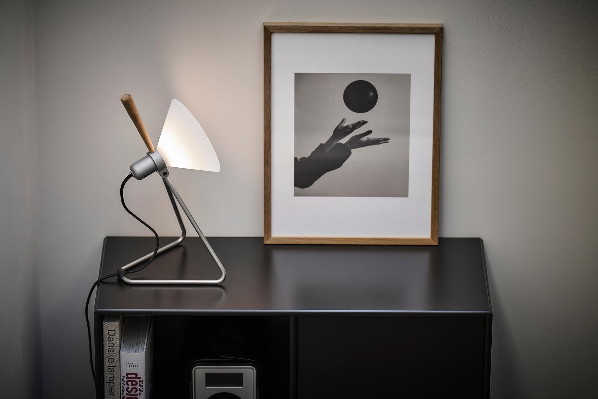 Stolní lampa MODEL 356 SPOT stříbrná