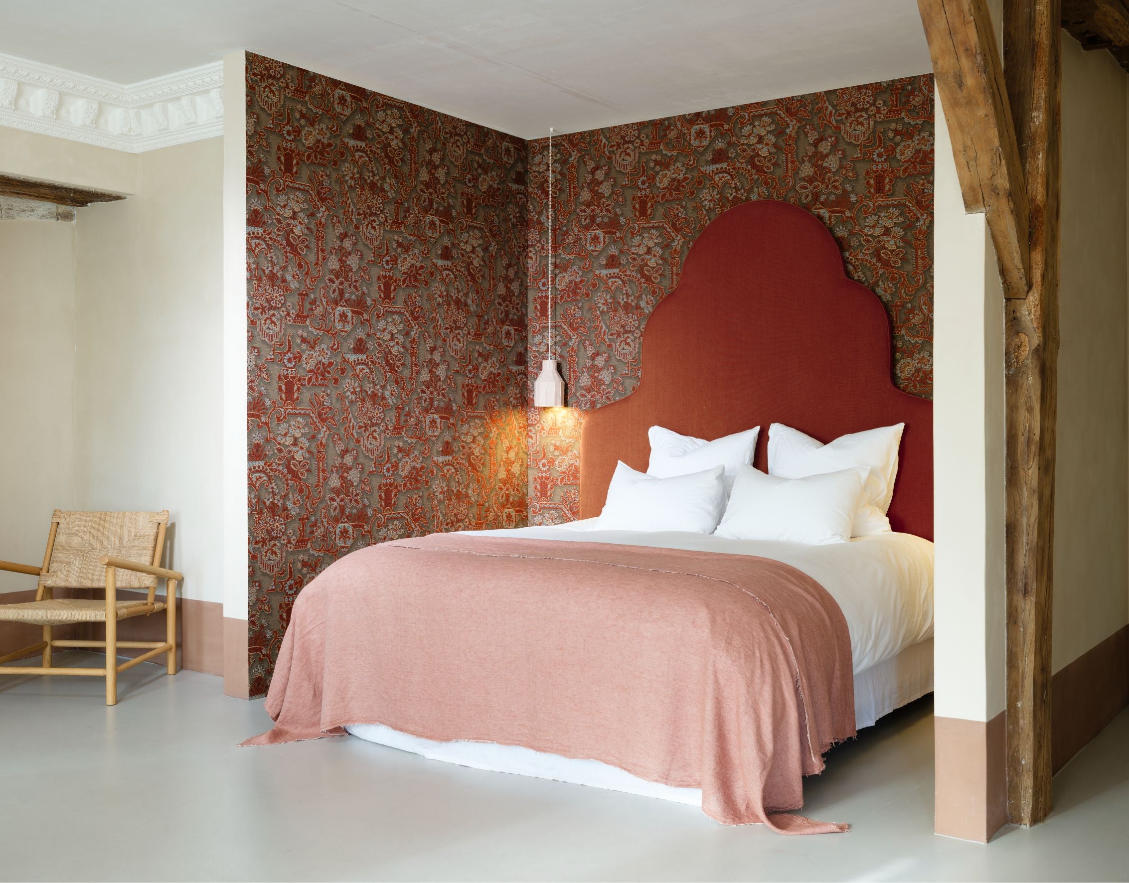 Textile wallpaper with a floral motif BROCADE blue with brown