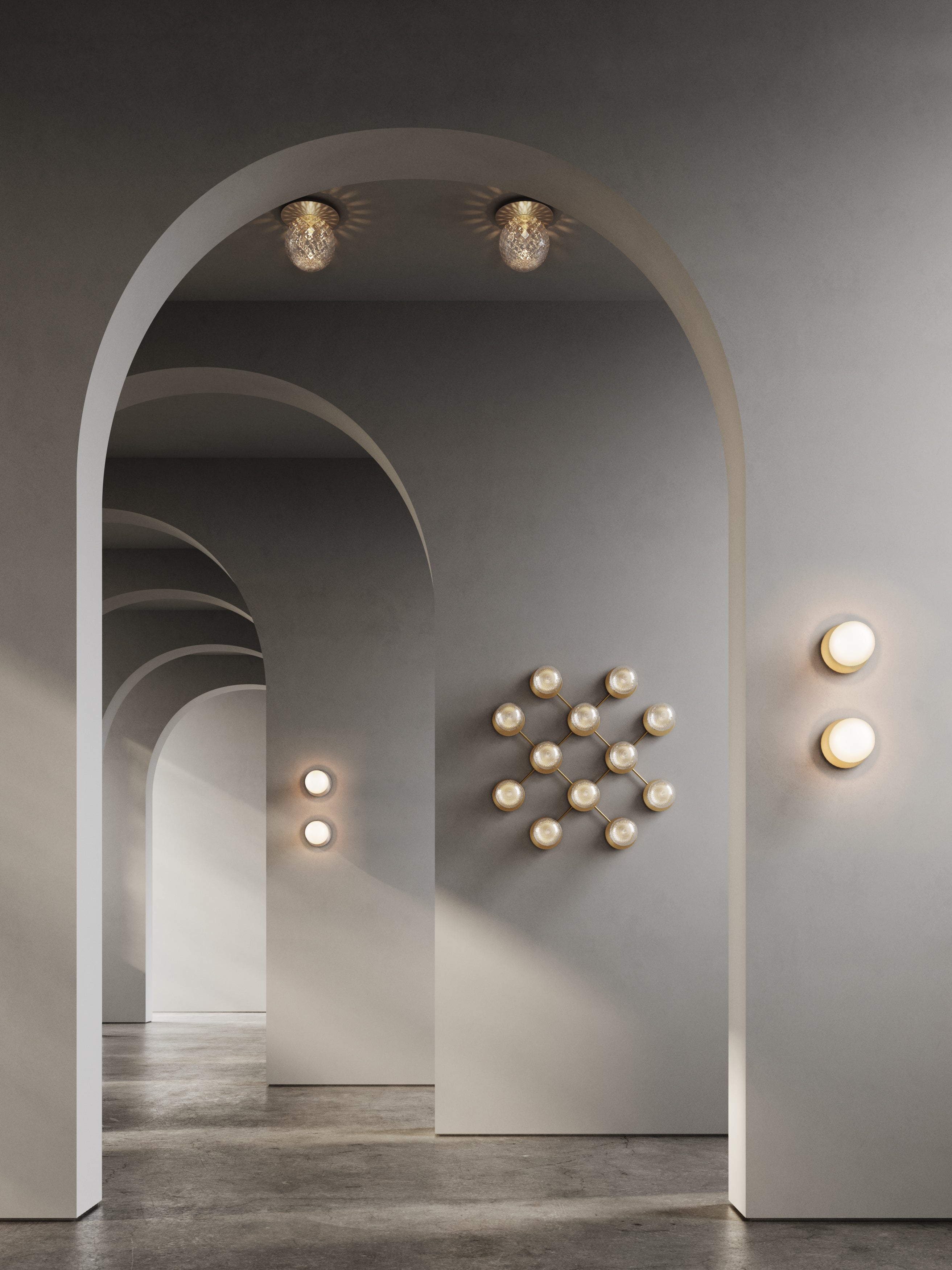 LIILA Wall Lamp 12 Gold with Transparent Glass