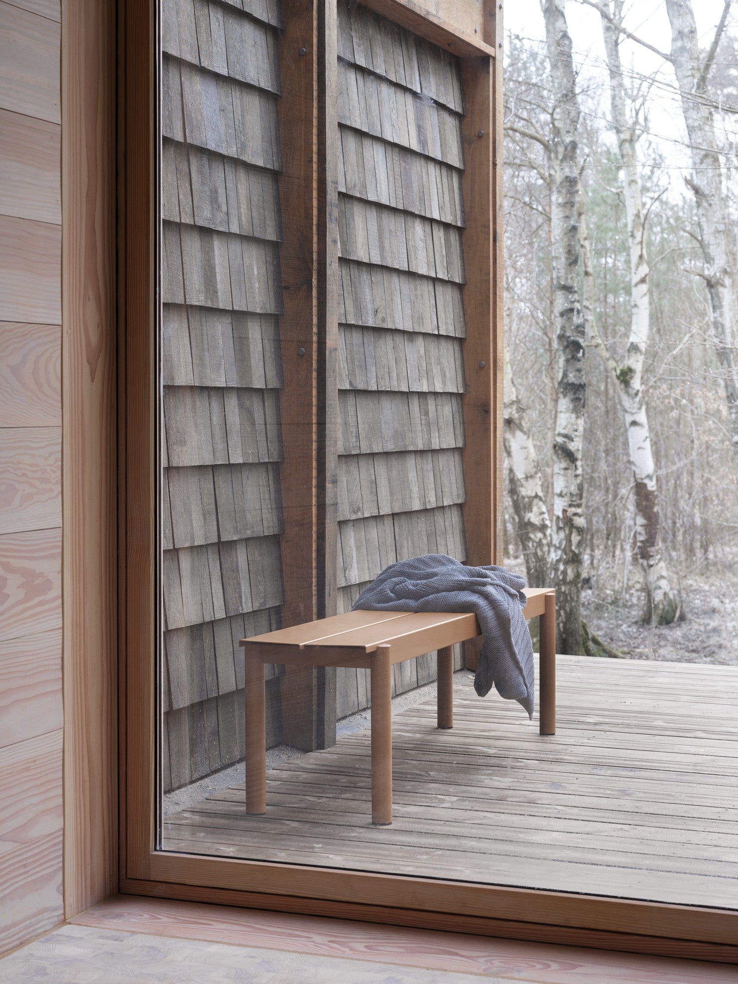 Zahradní lavice LINEAR taupe ocel