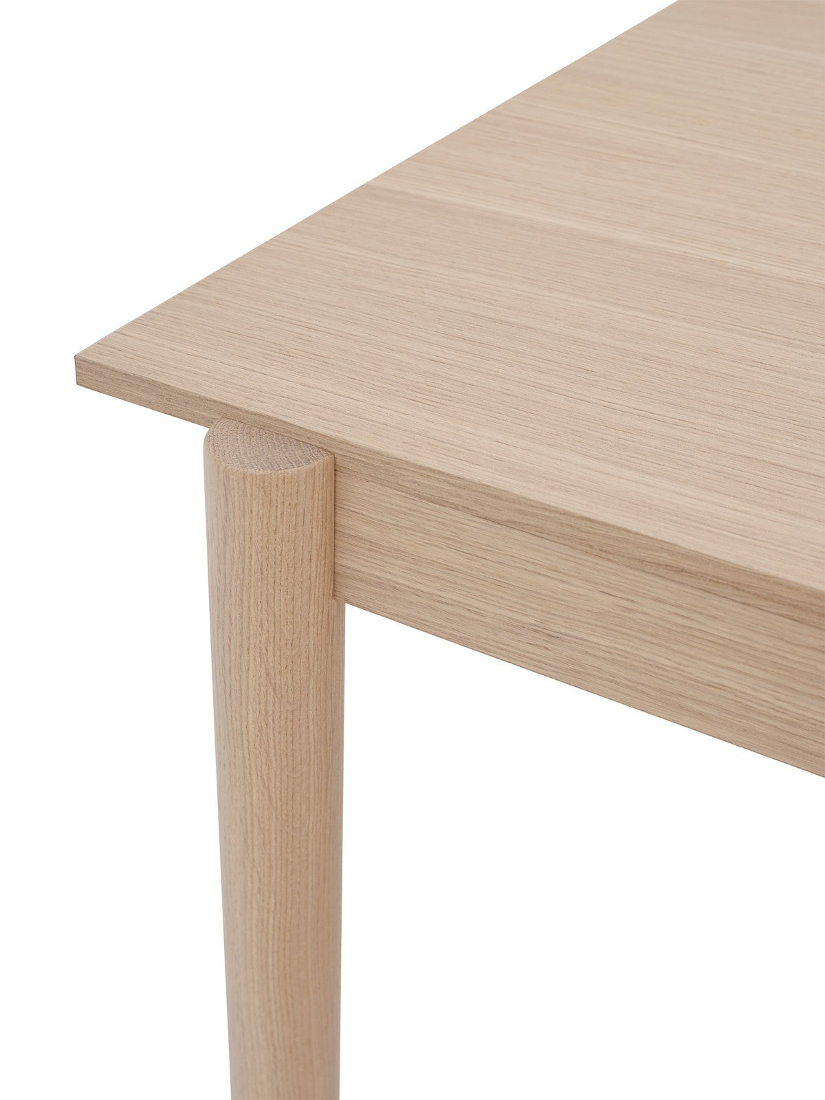 Kancelářský stůl LINEAR SYSTEM - KONFIGURACE 1 dýha z dubu