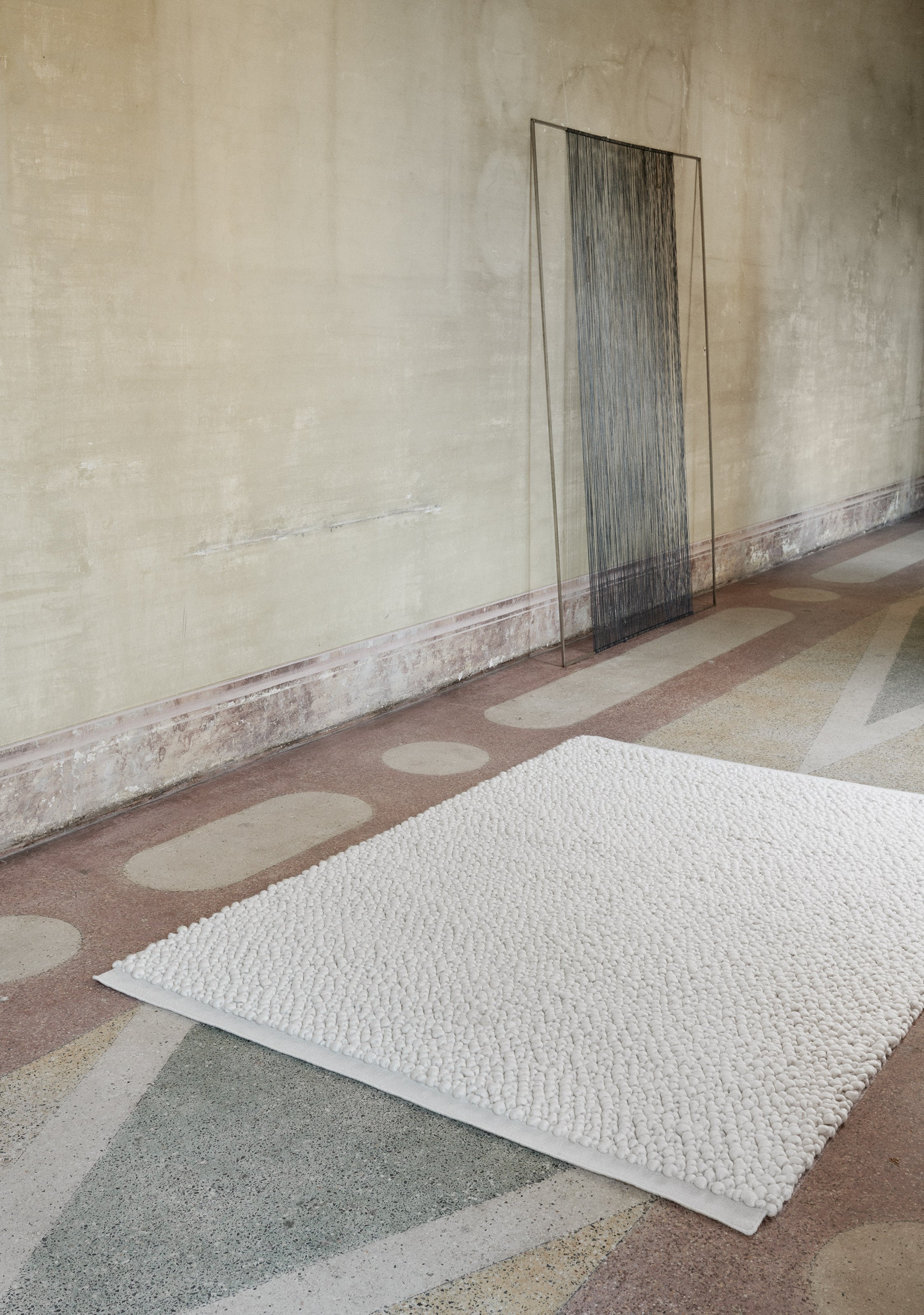 SIGGA white rug