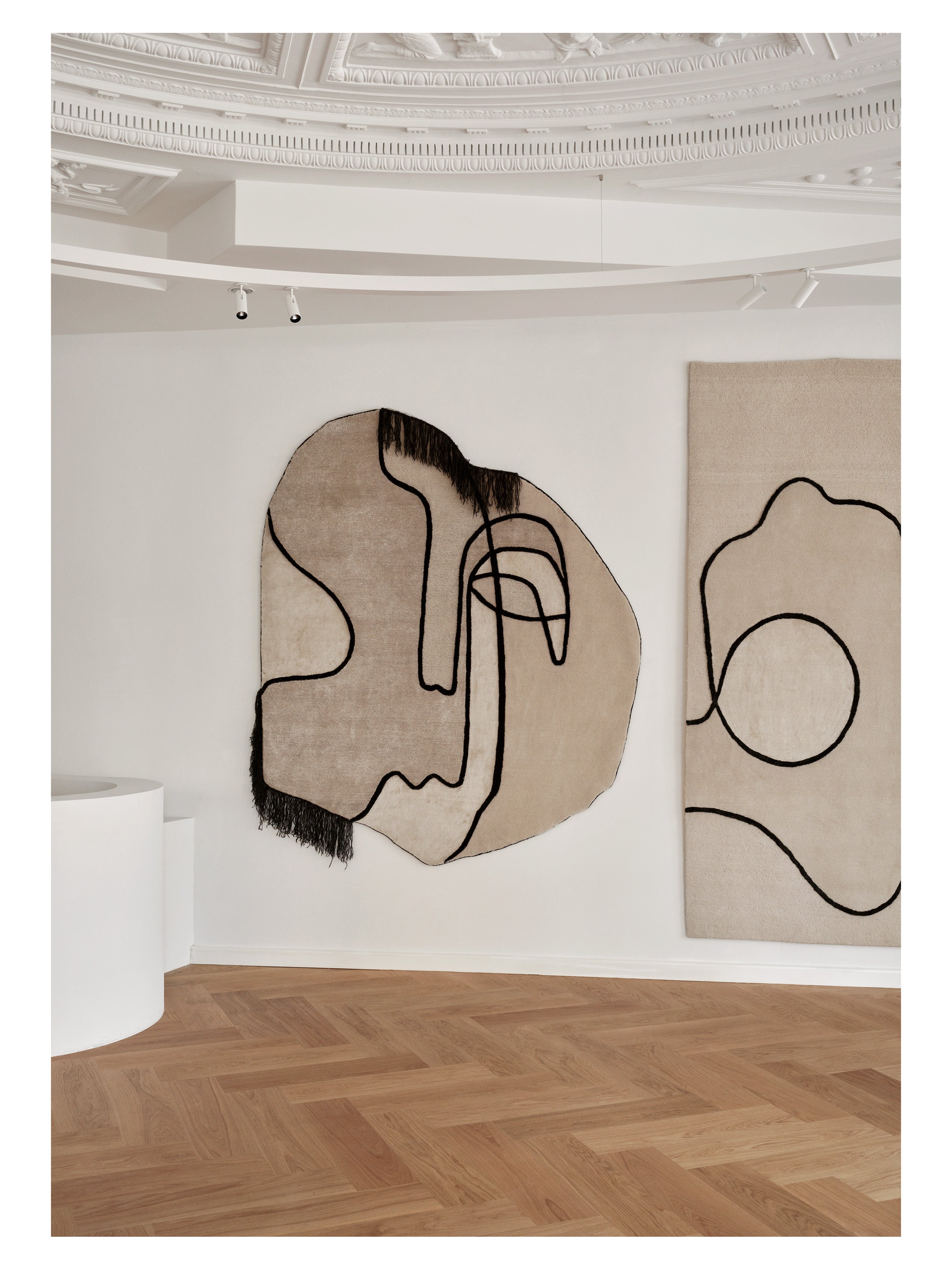 Decorative rug SLANTED SELF beige with black