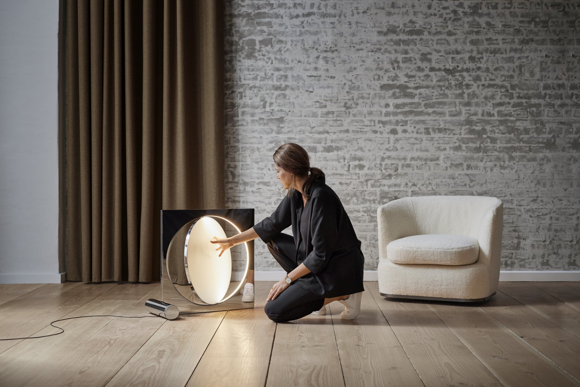 Stojací lampa MOONSETTER chromovaná