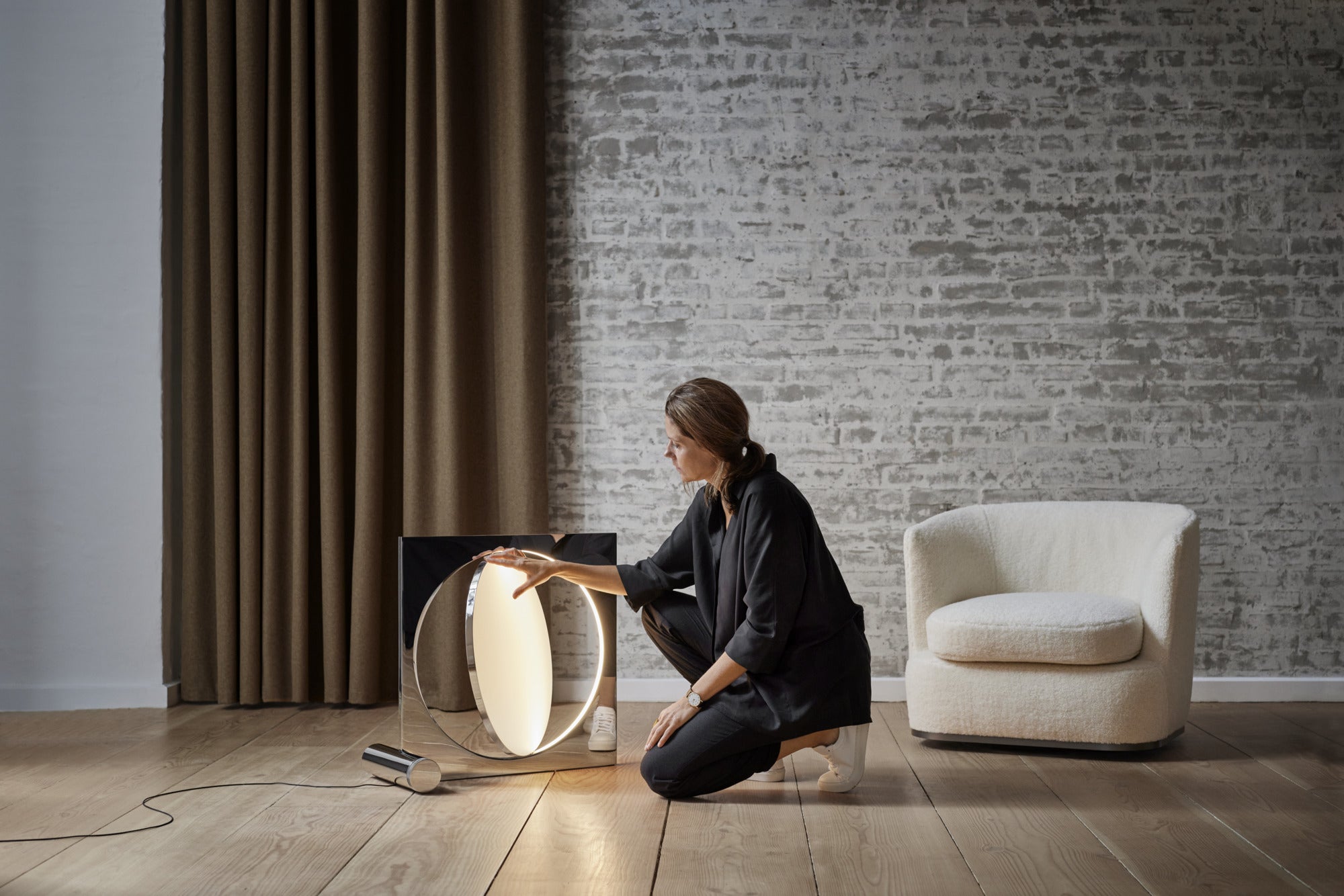 Stojací lampa MOONSETTER chromovaná