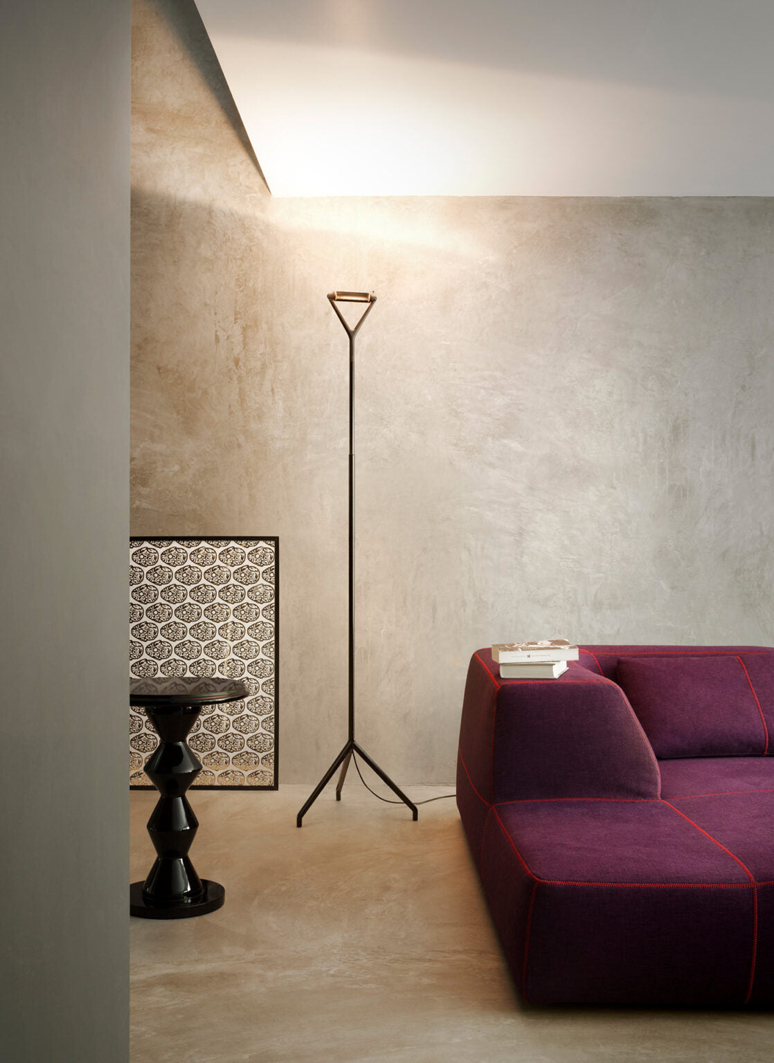 Stojací lampa LOLA černá