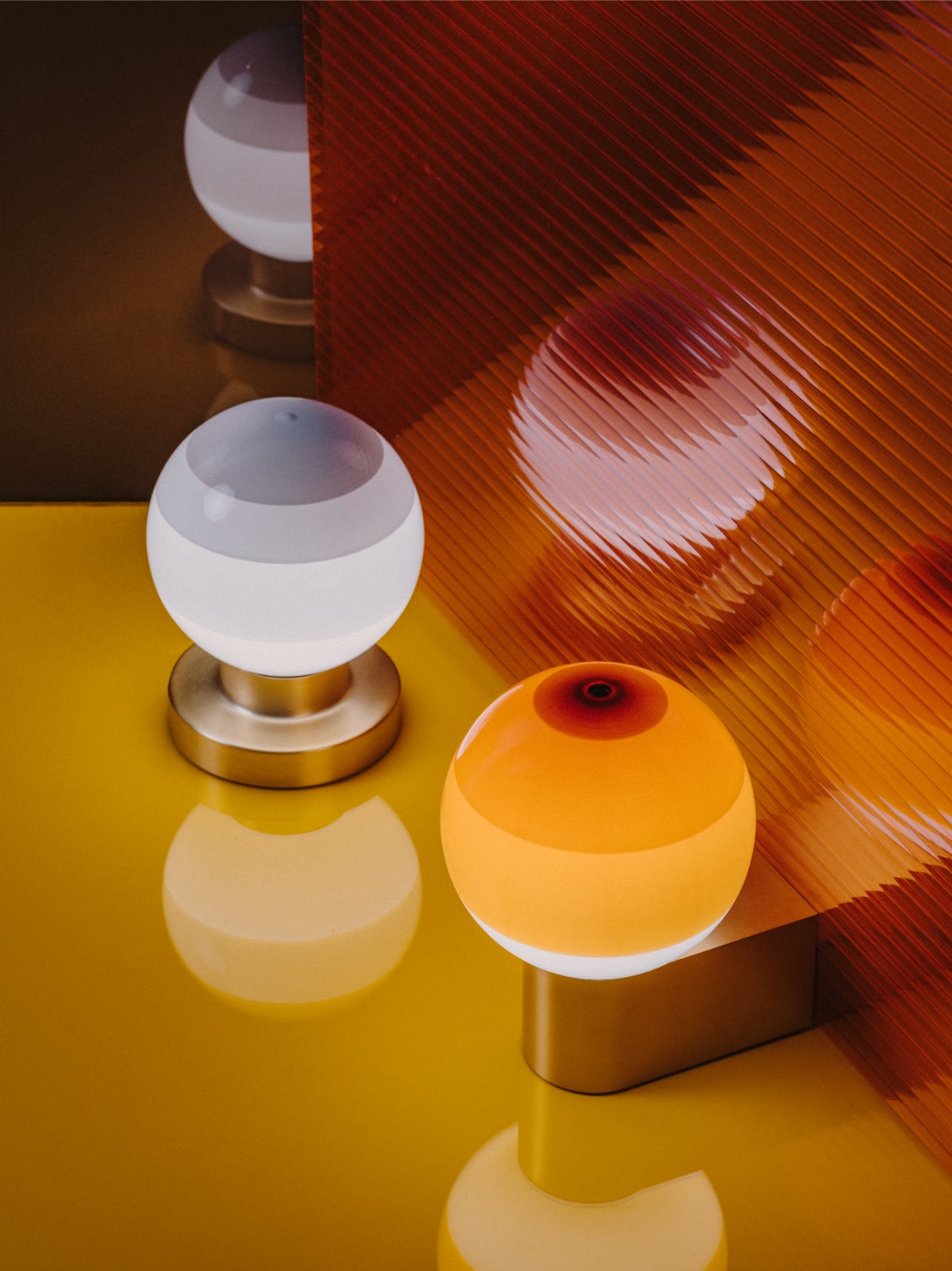 DIPPING Cream Wall Sconce