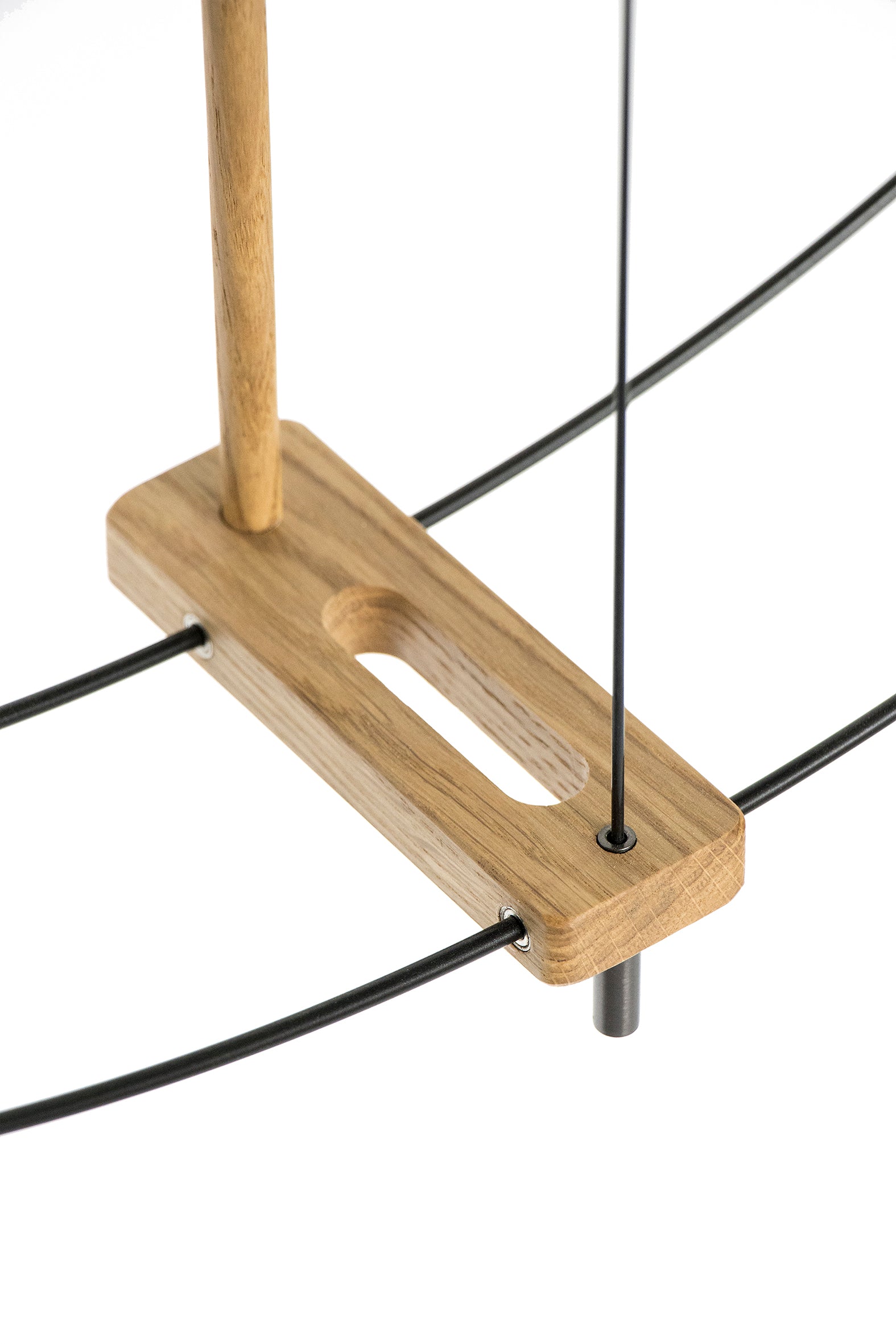 Nástěnné hodiny MINI BARCELONA PREMIUM dubové dřevo s černým povrchem