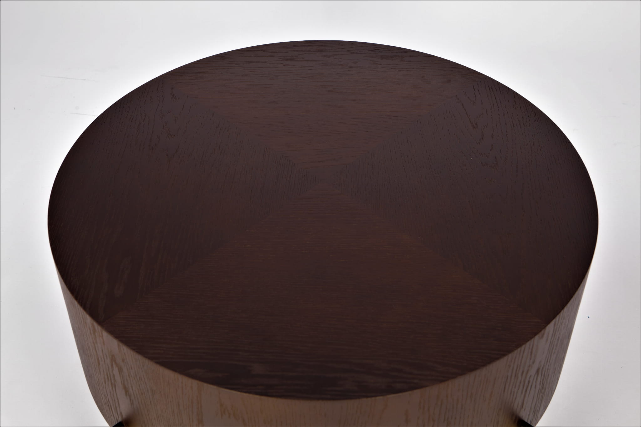 KRYSS brown coffee table with a gold base