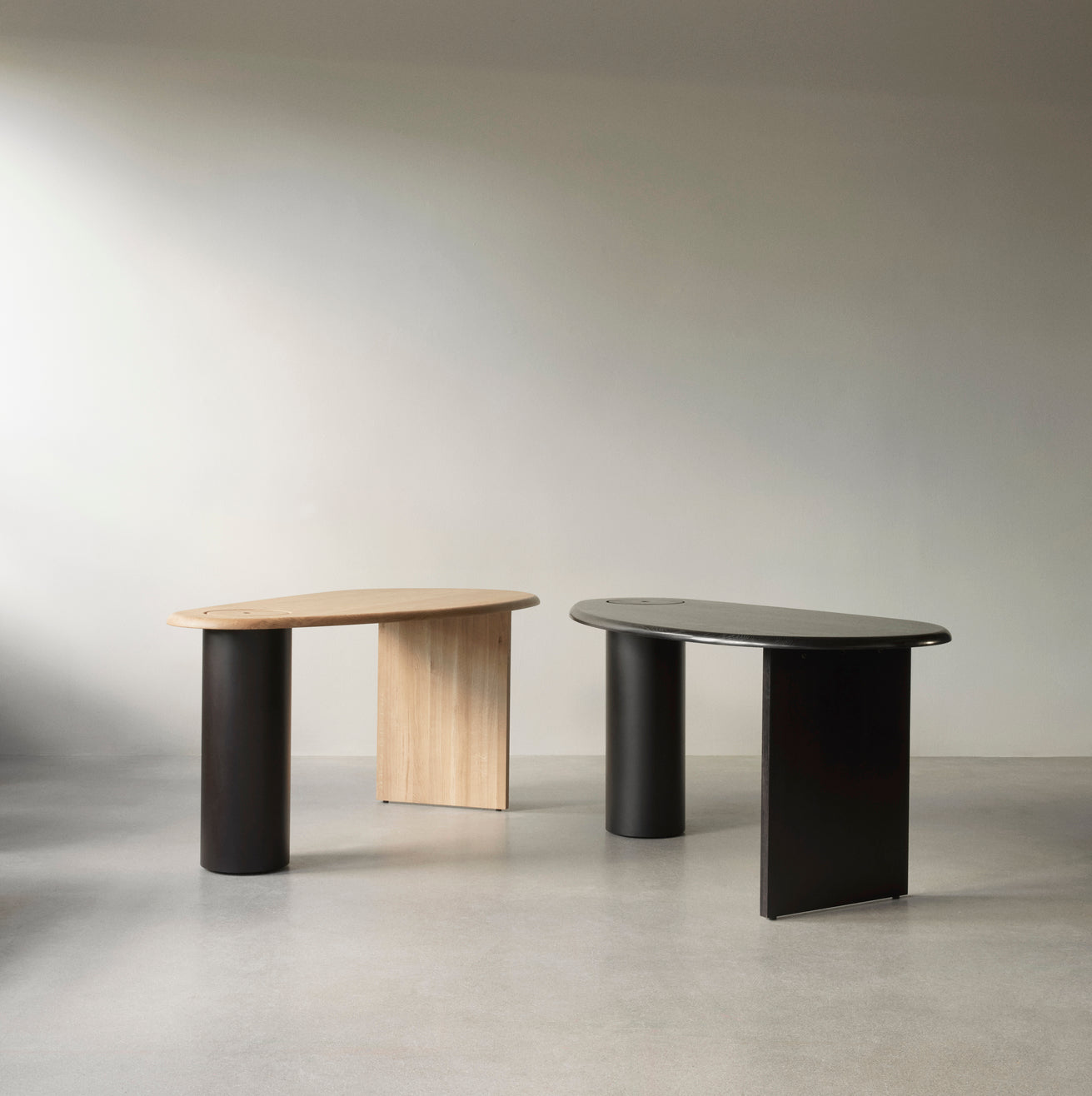 ECLIPSE desk oak wood