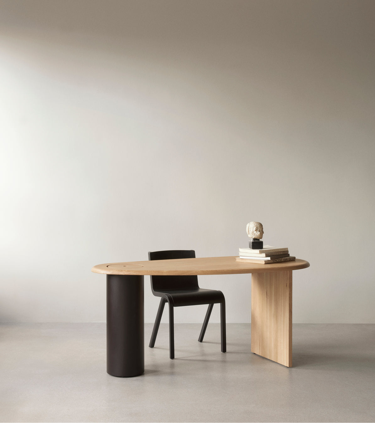 ECLIPSE desk oak wood
