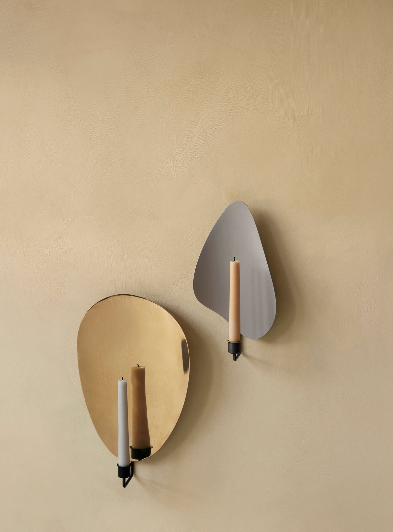 Nástěnný svícen FLAMBEAU šedý