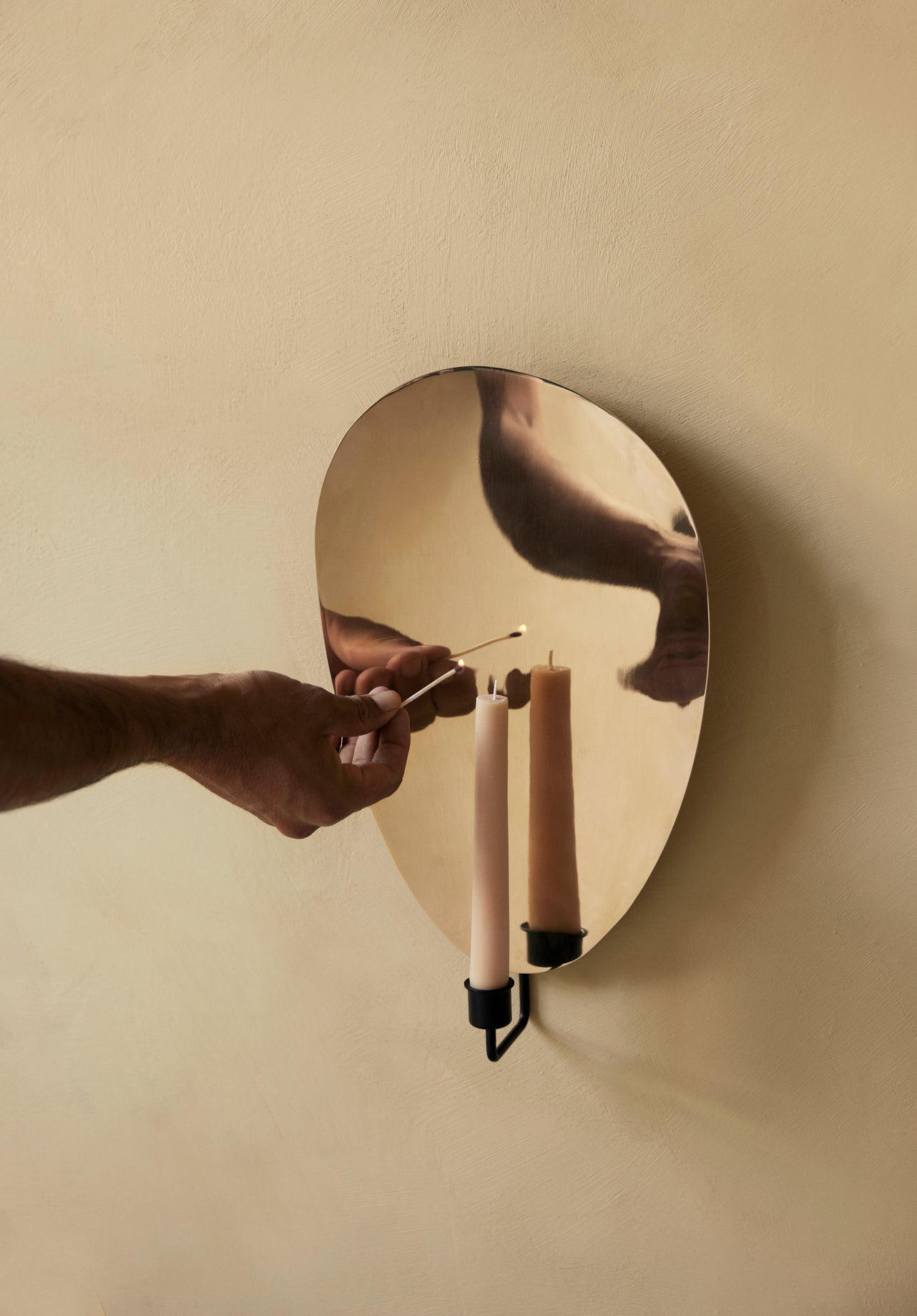 Nástěnný svícen FLAMBEAU šedý