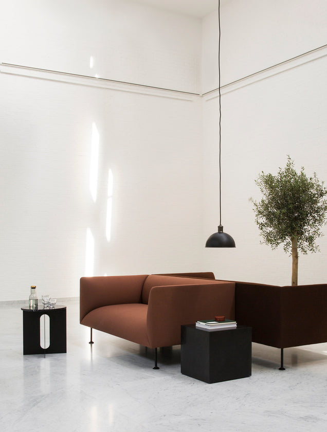 Boční stolek ANDROGYNE černý mramor