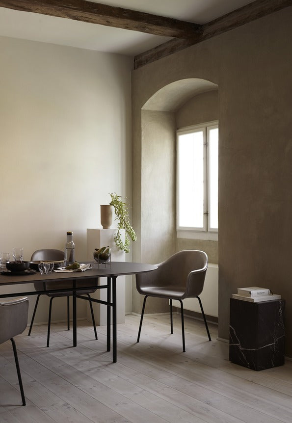 SNAREGADE dark oak veneer oval table