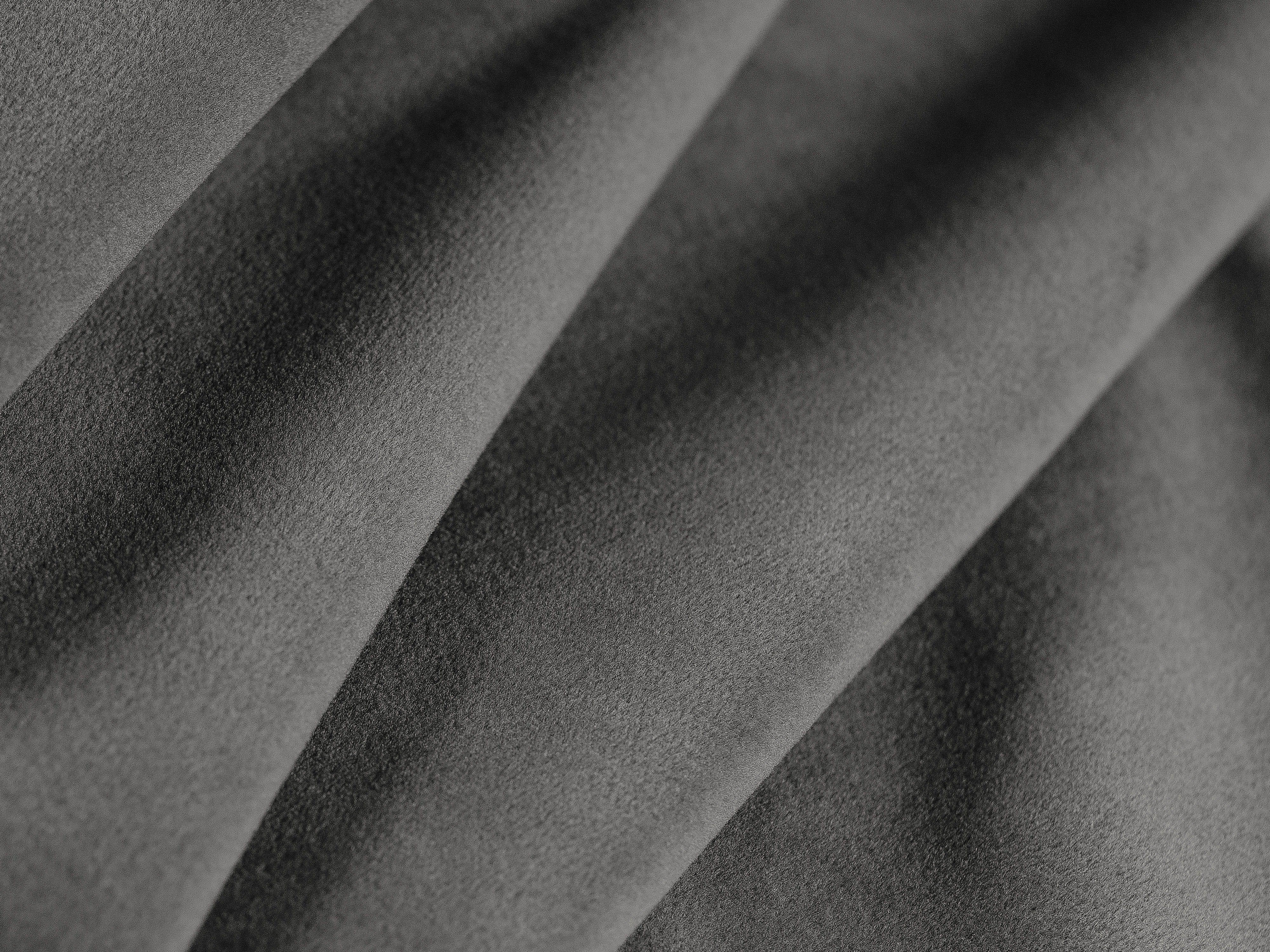 Sametový rohový gauč pravostranný pro 4 osoby KATE tmavě šedý