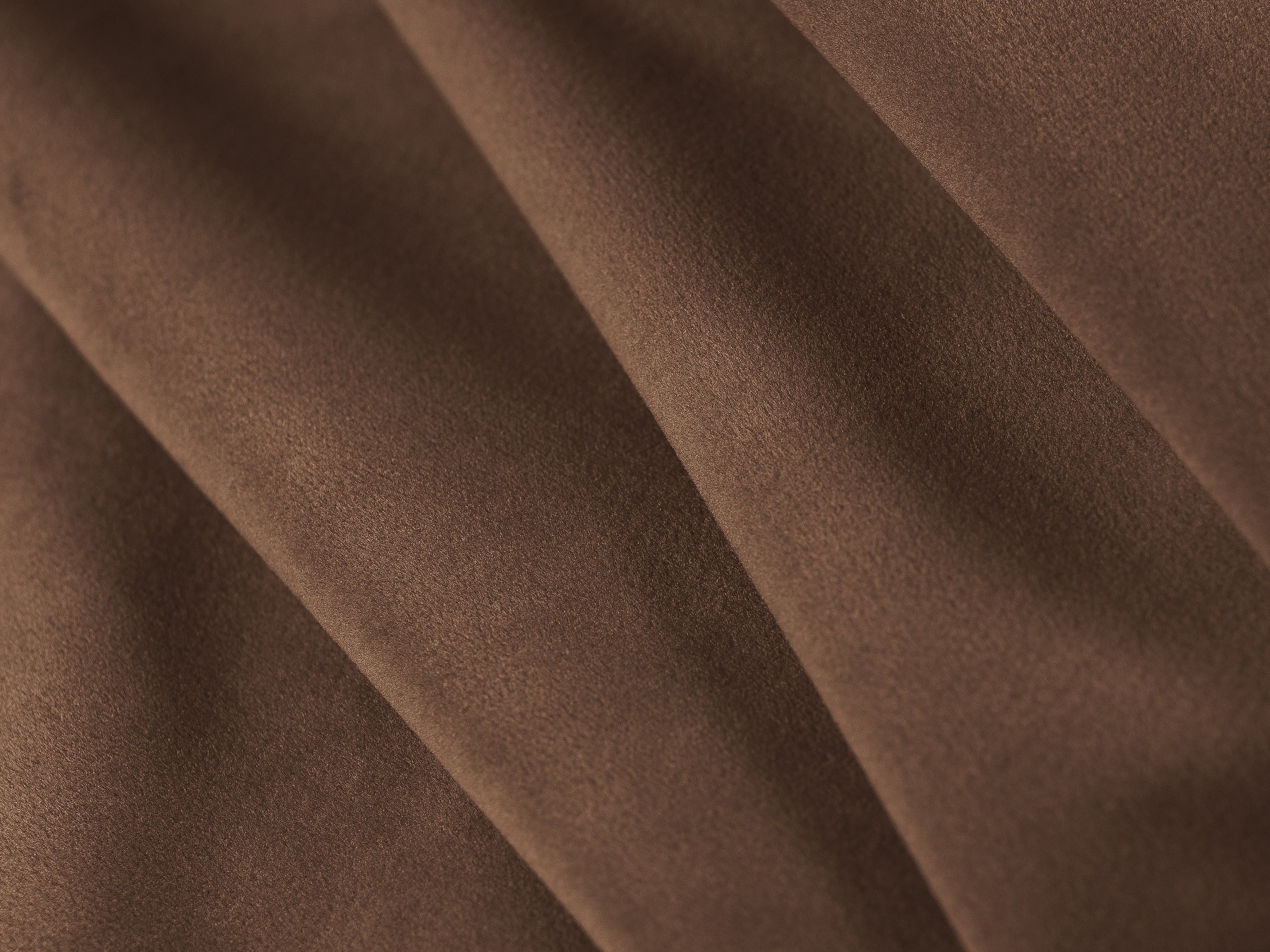 Sametový rohový gauč pravostranný pro 4 osoby s funkcí spaní GLORIA čokoládový