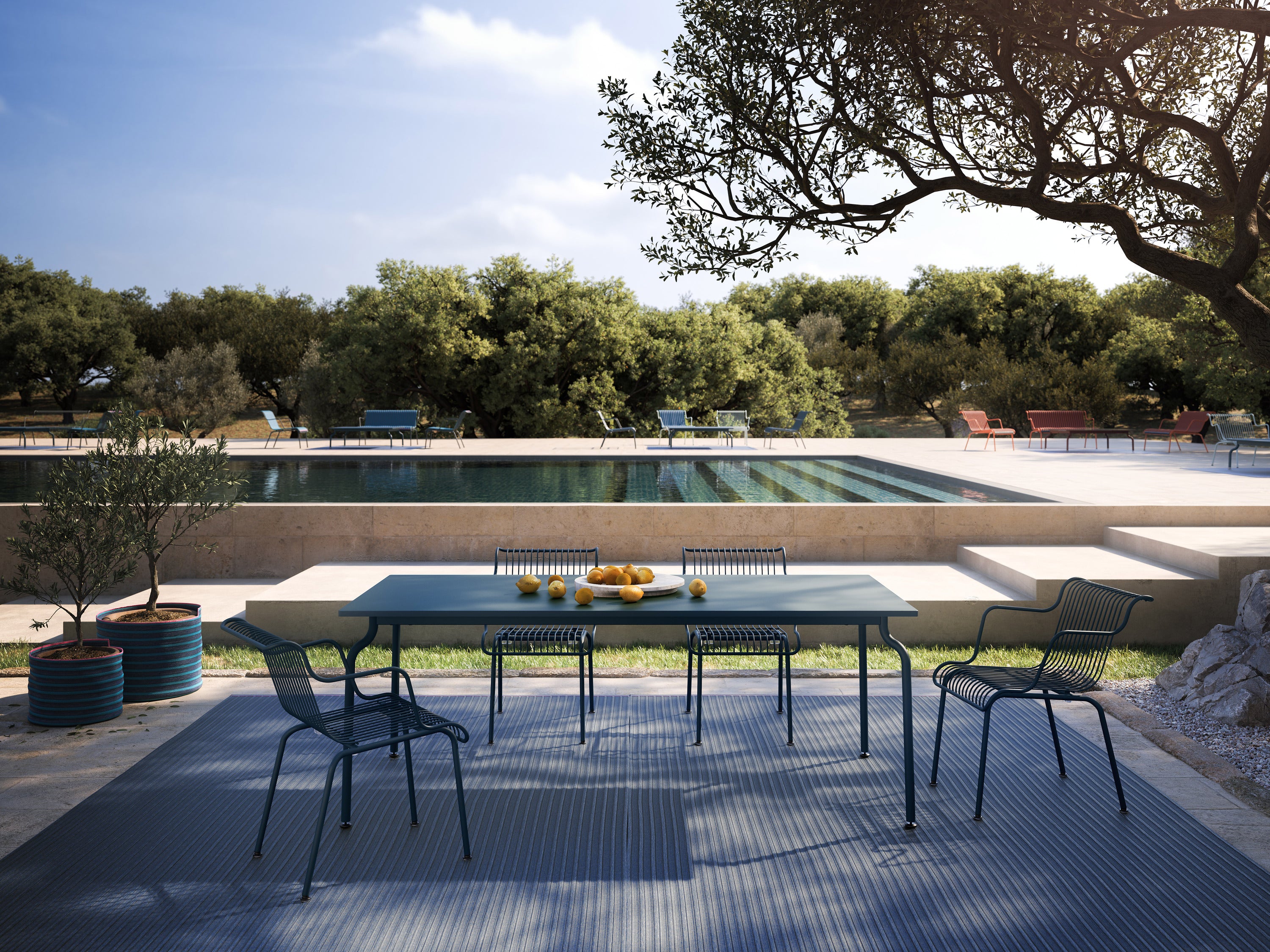 SOUTH navy blue garden table