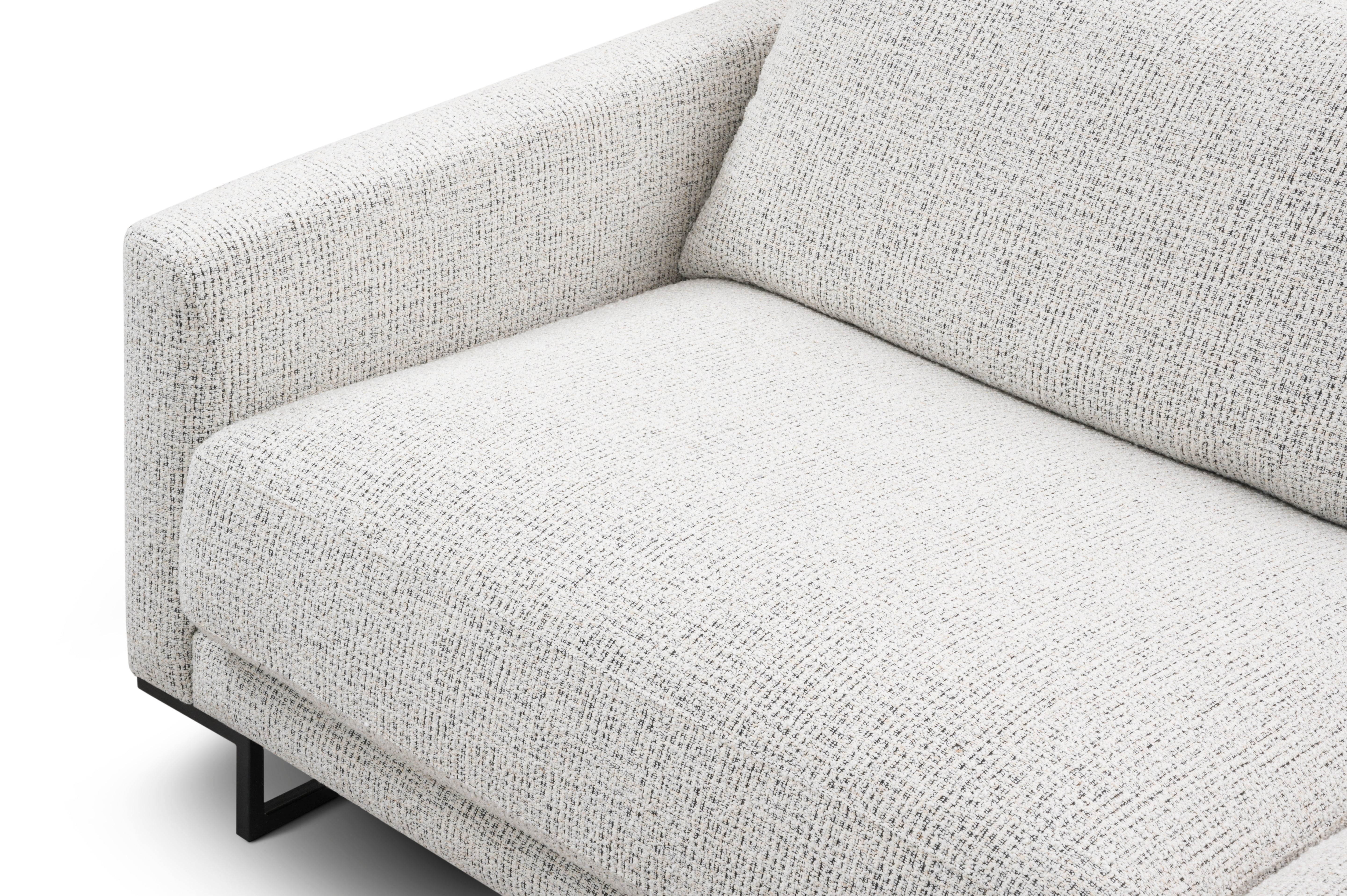 LORCA customizable sofa