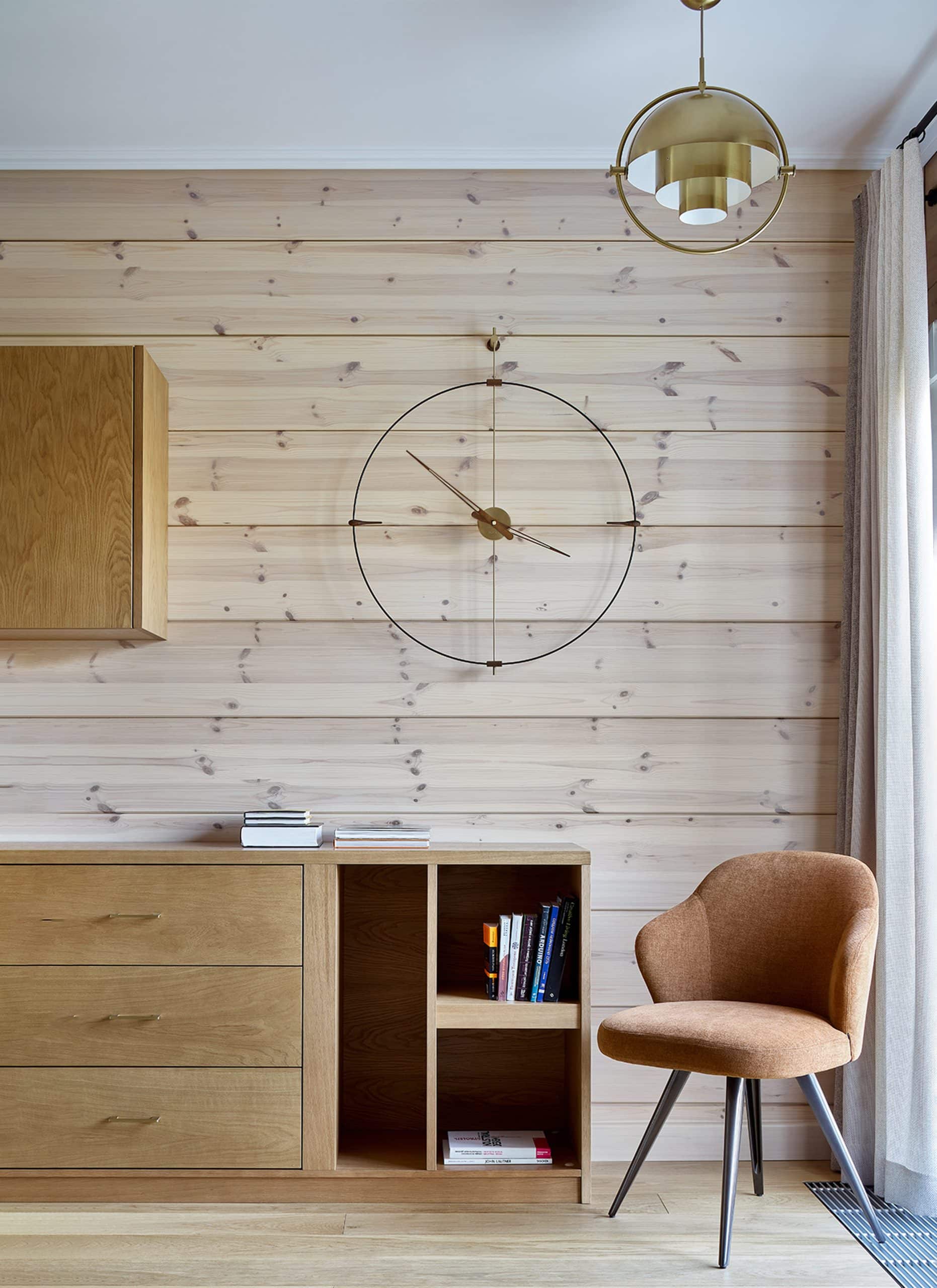 Nástěnné hodiny MINI BILBAO zlaté s černou