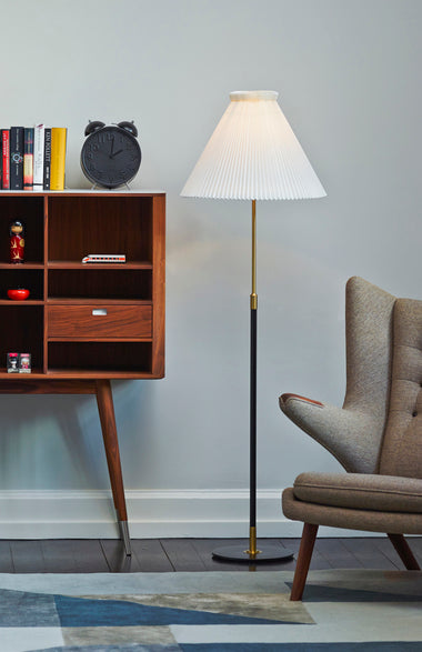 Floor lamp MODEL 351 white with black and gold base