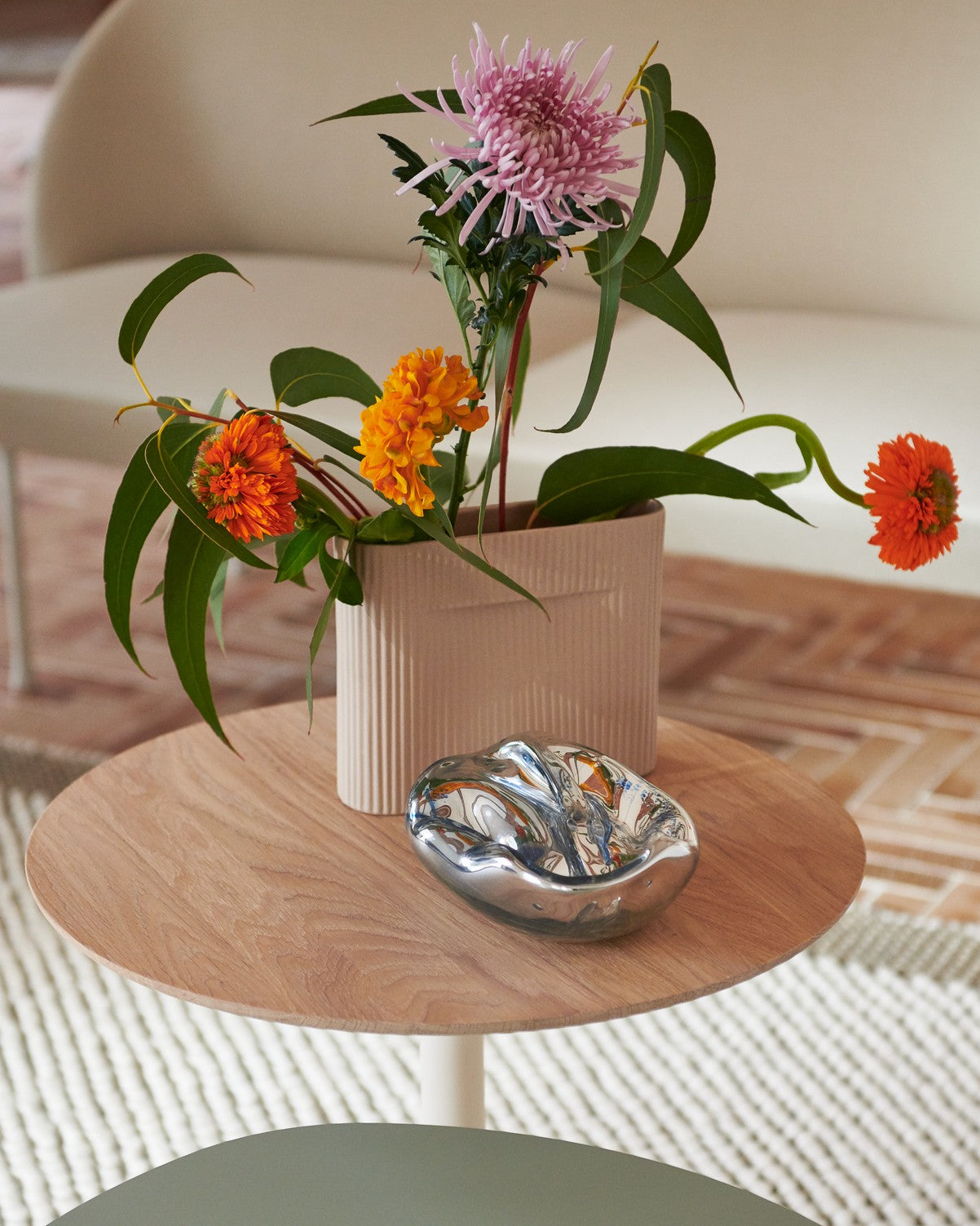 SOFT Side Table in Oak Wood with Light Gray Base