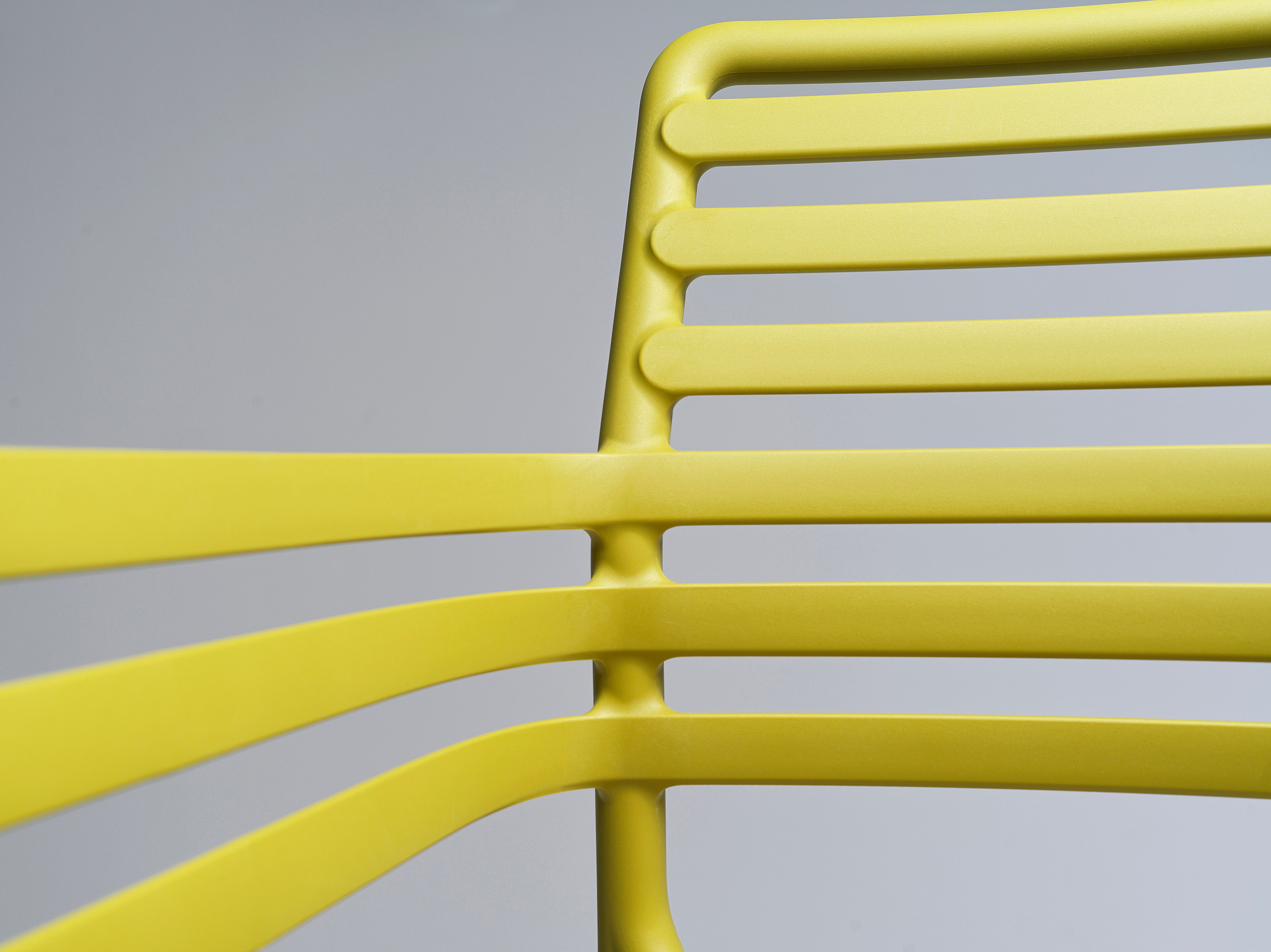 Venkovní křeslo s opěrkami DOGA cappuccino