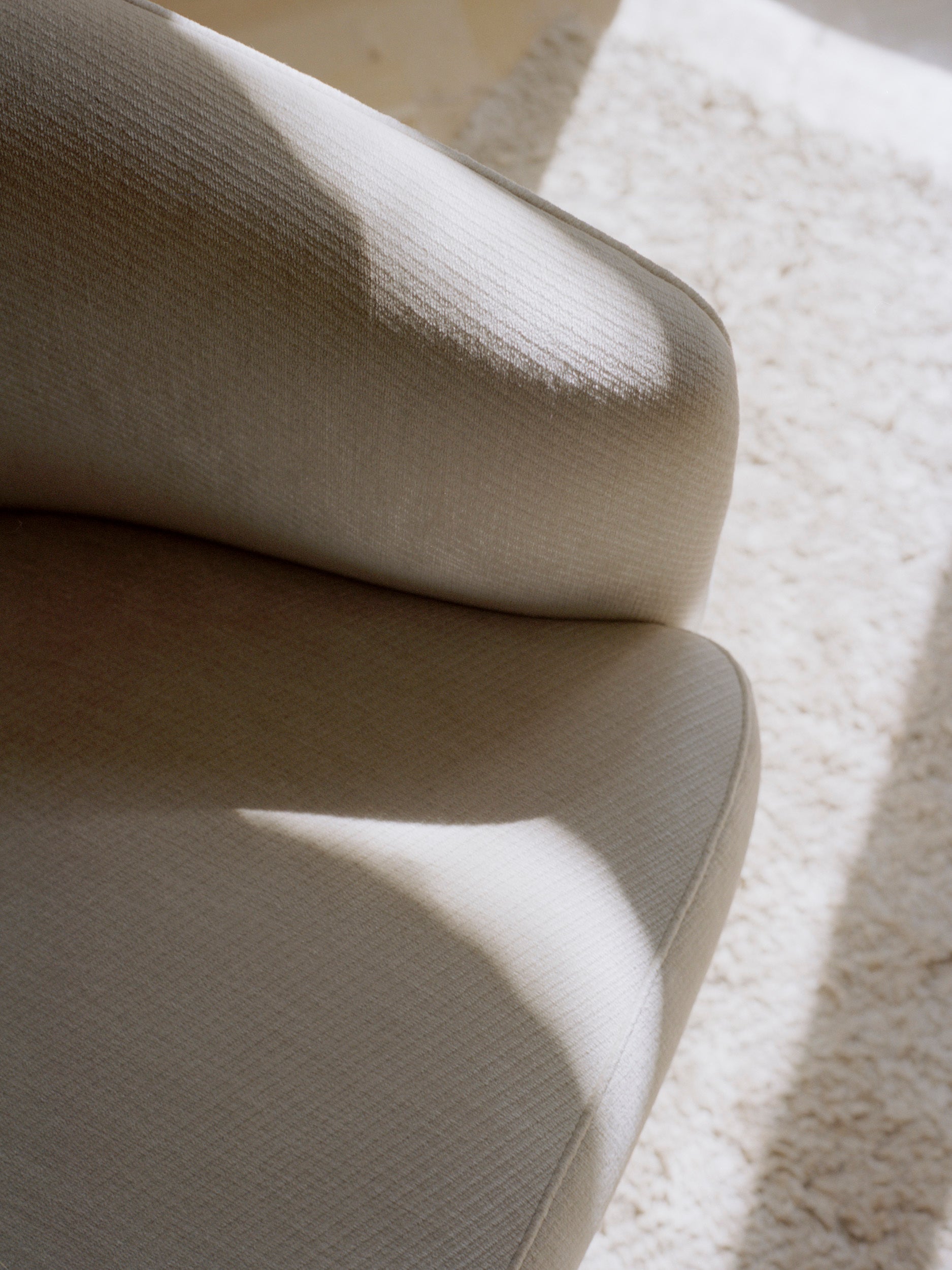 Čalouněné křeslo COVENT