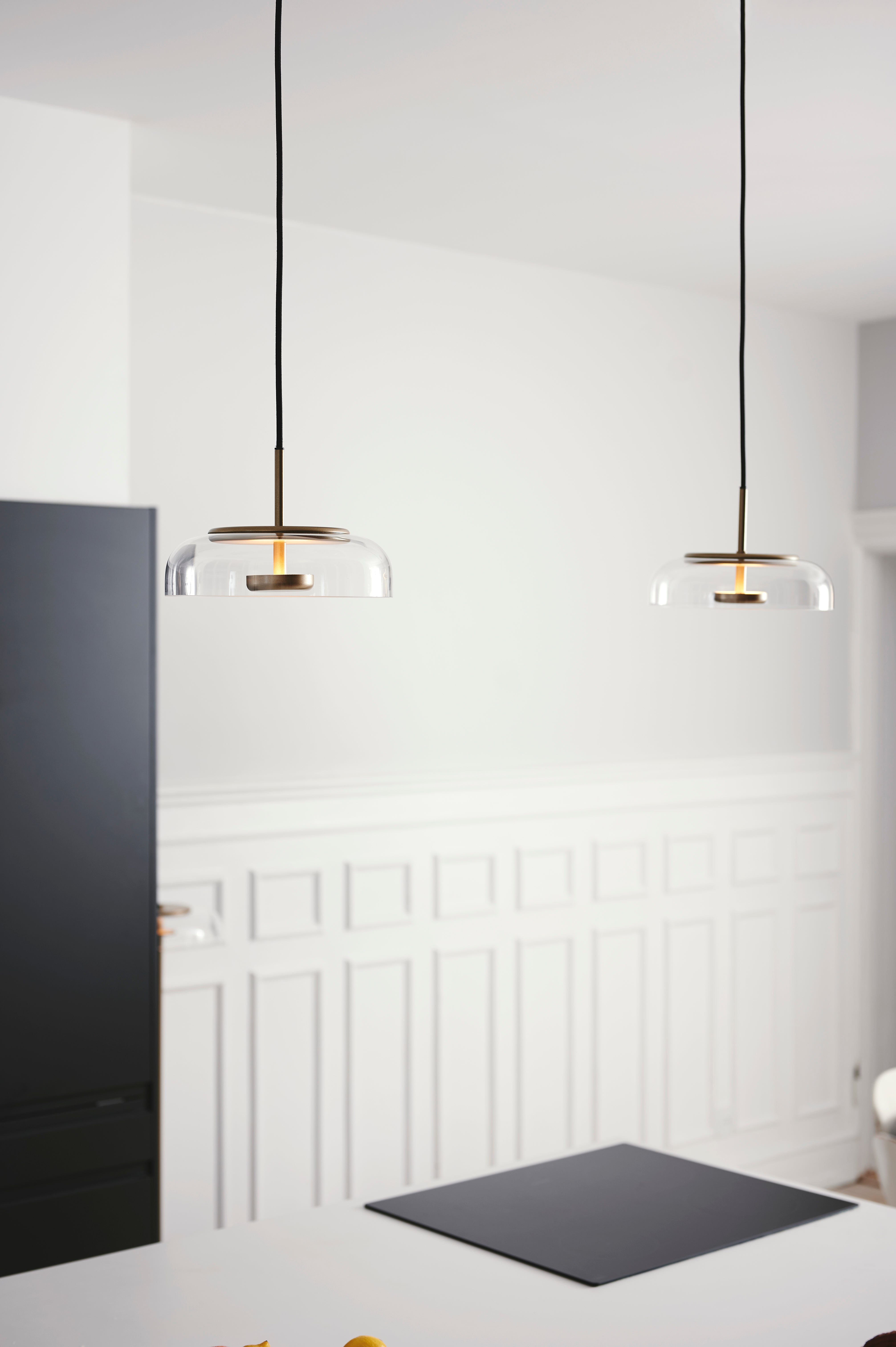 Závěsná lampa BLOSSI zlatá s transparentním sklem
