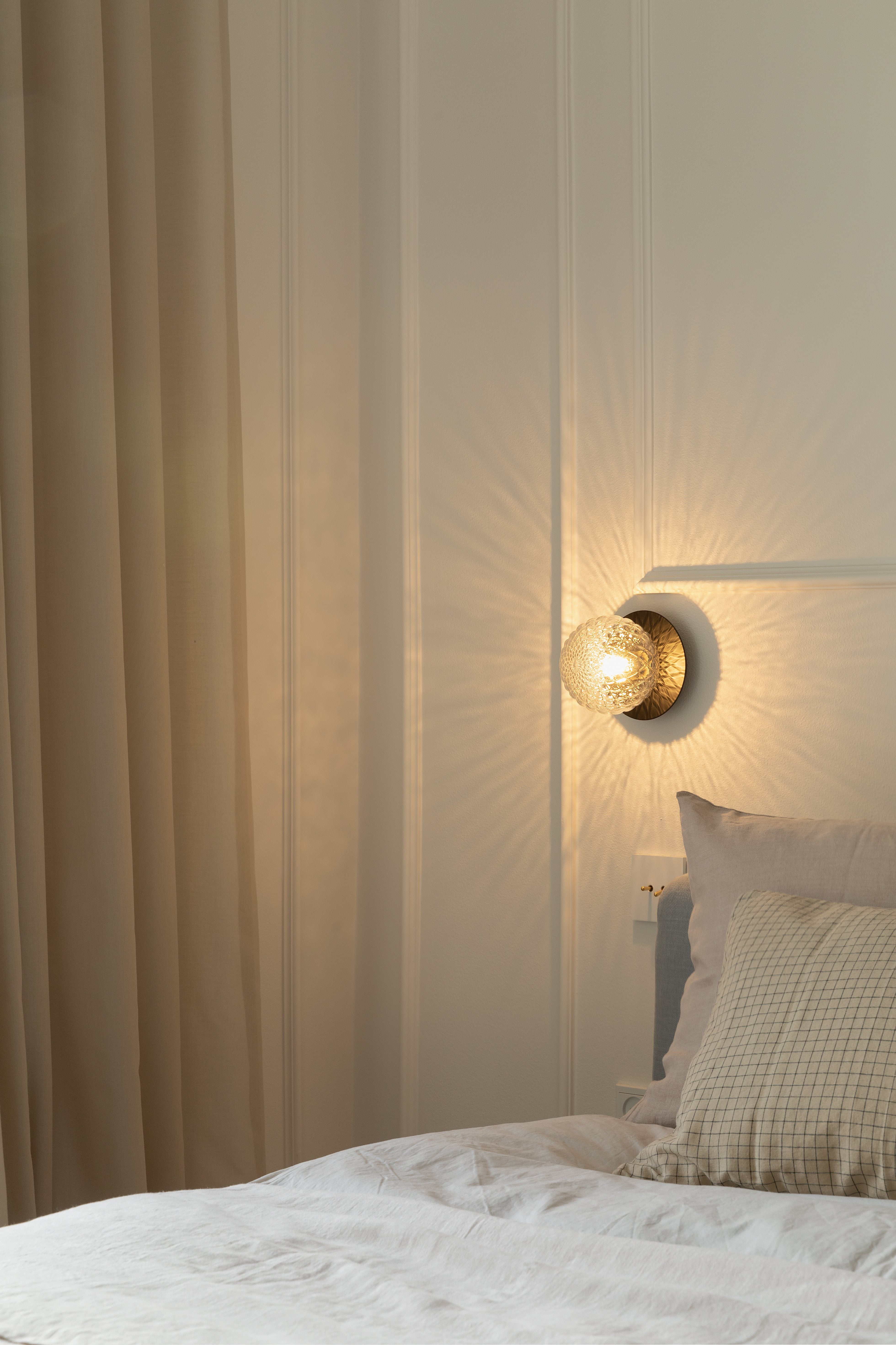 LIILA Black Recessed Wall Sconce with Transparent Glass