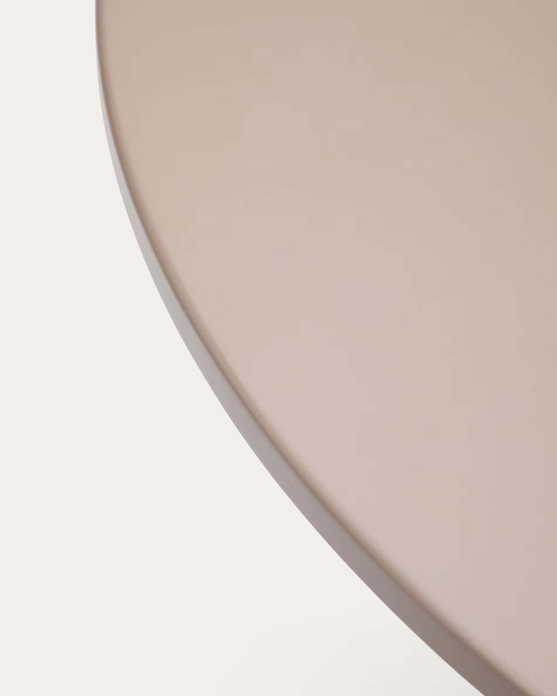 Sedalis beige garden table