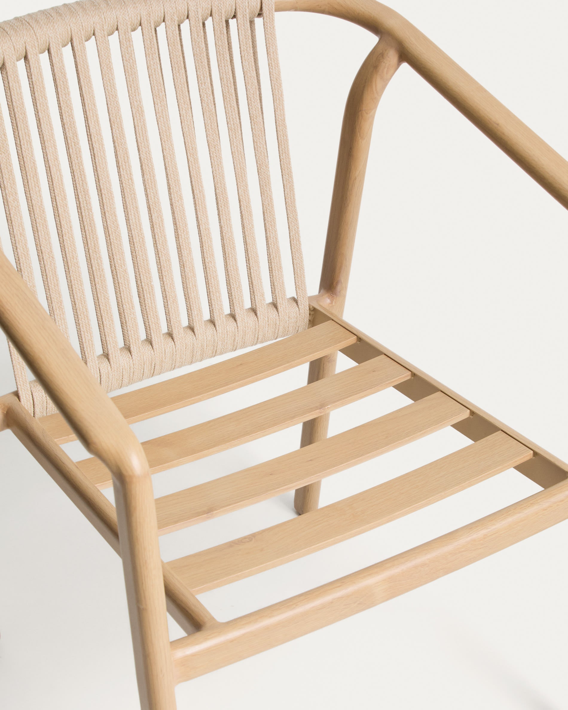 SIRTE ecru garden chair with a wood-like finish