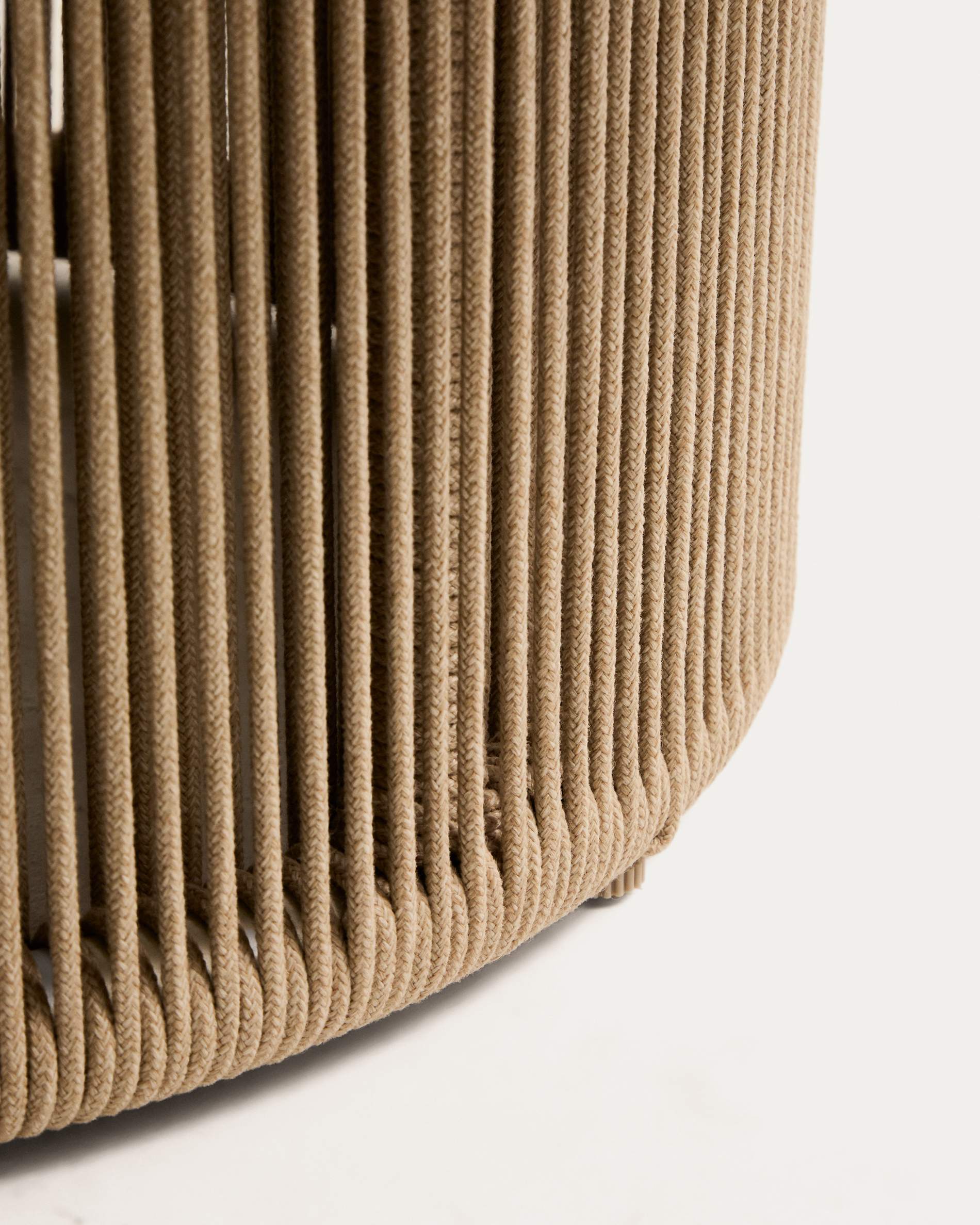 Zahradní konferenční stolek OROSEI ecru s béžovou barvou