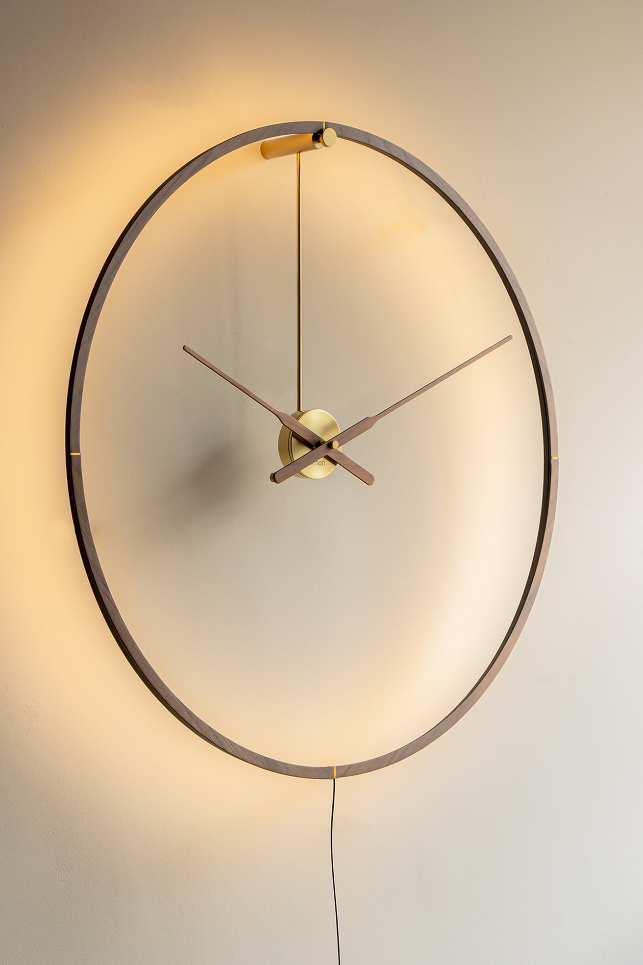 Illuminated Clock OMBRA PREMIUM Walnut Wood with Gold