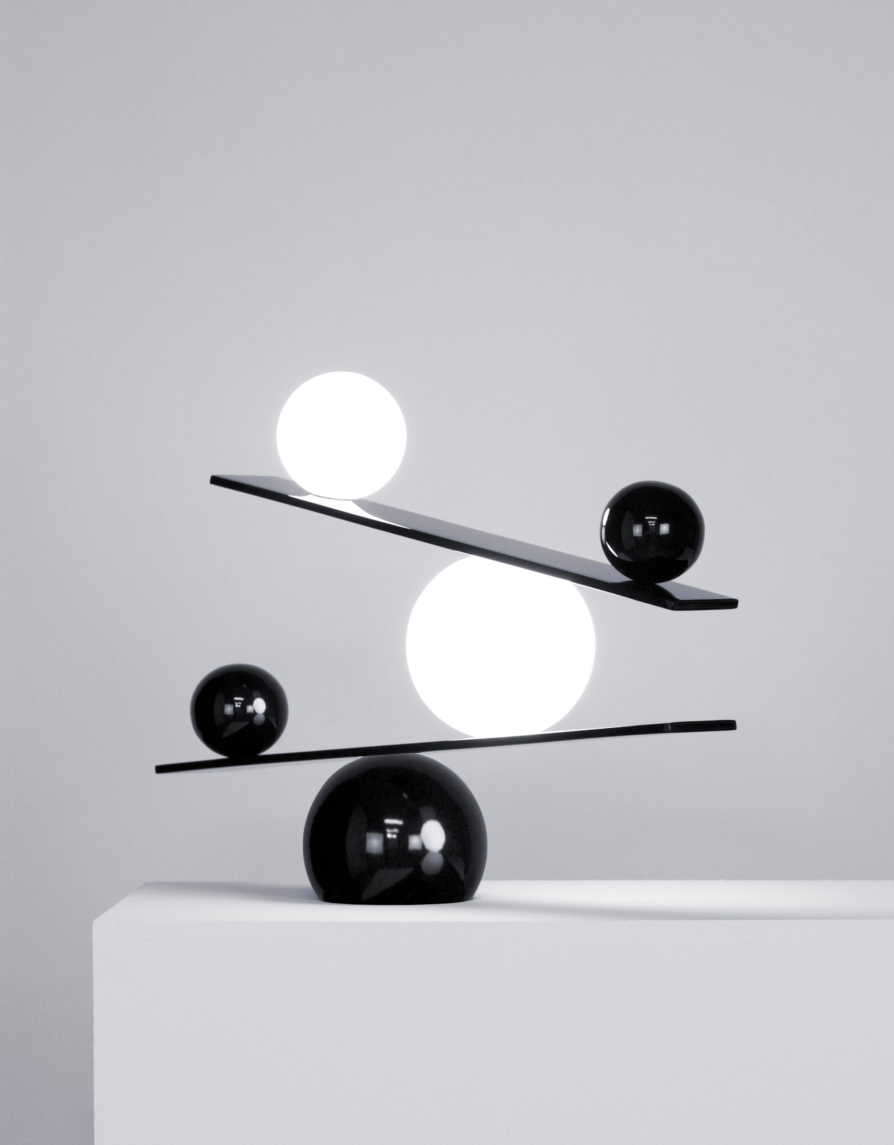 Stolní lampa BALANCE černá