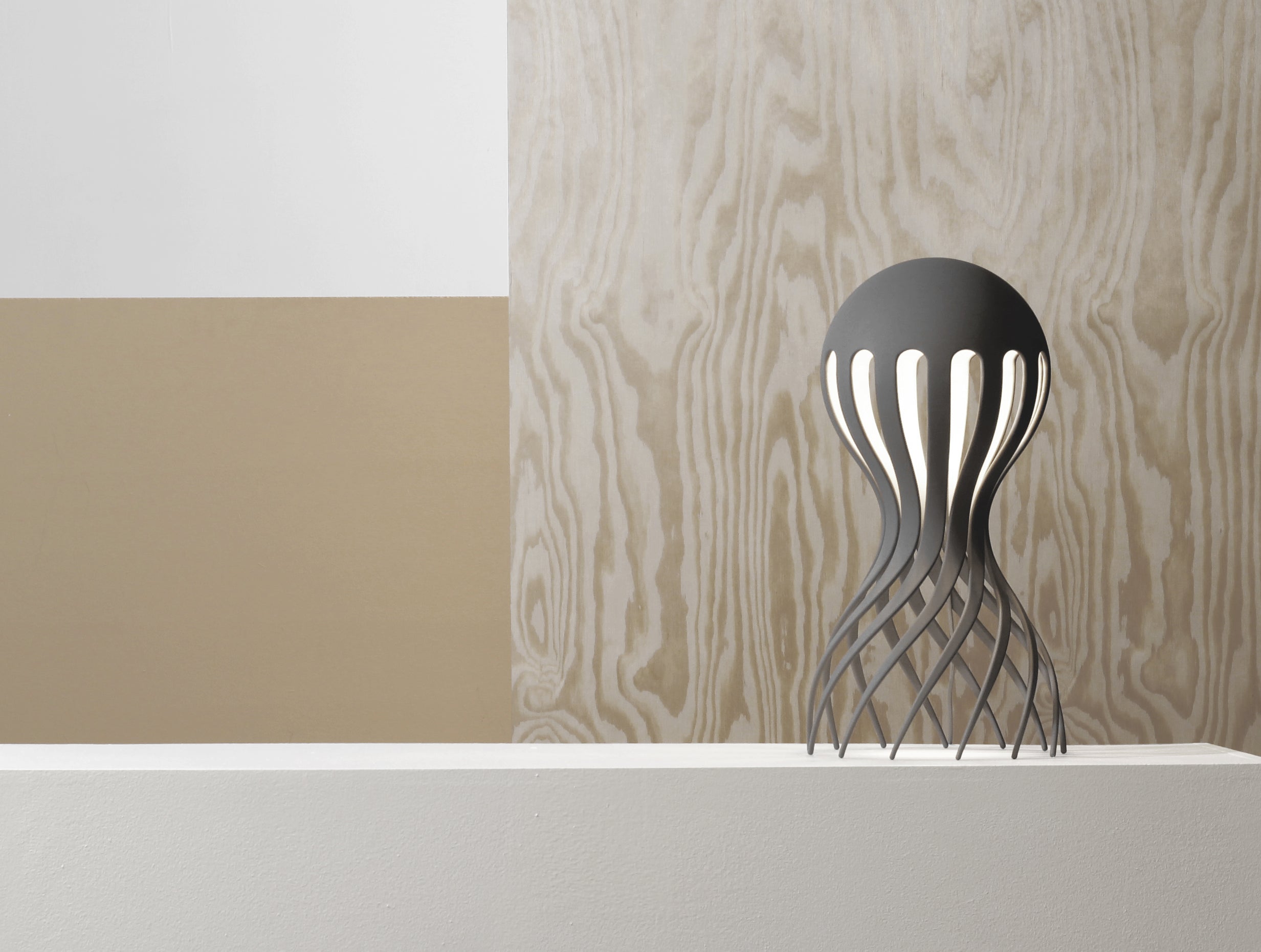 Stolní lampa CIRRATA šedá