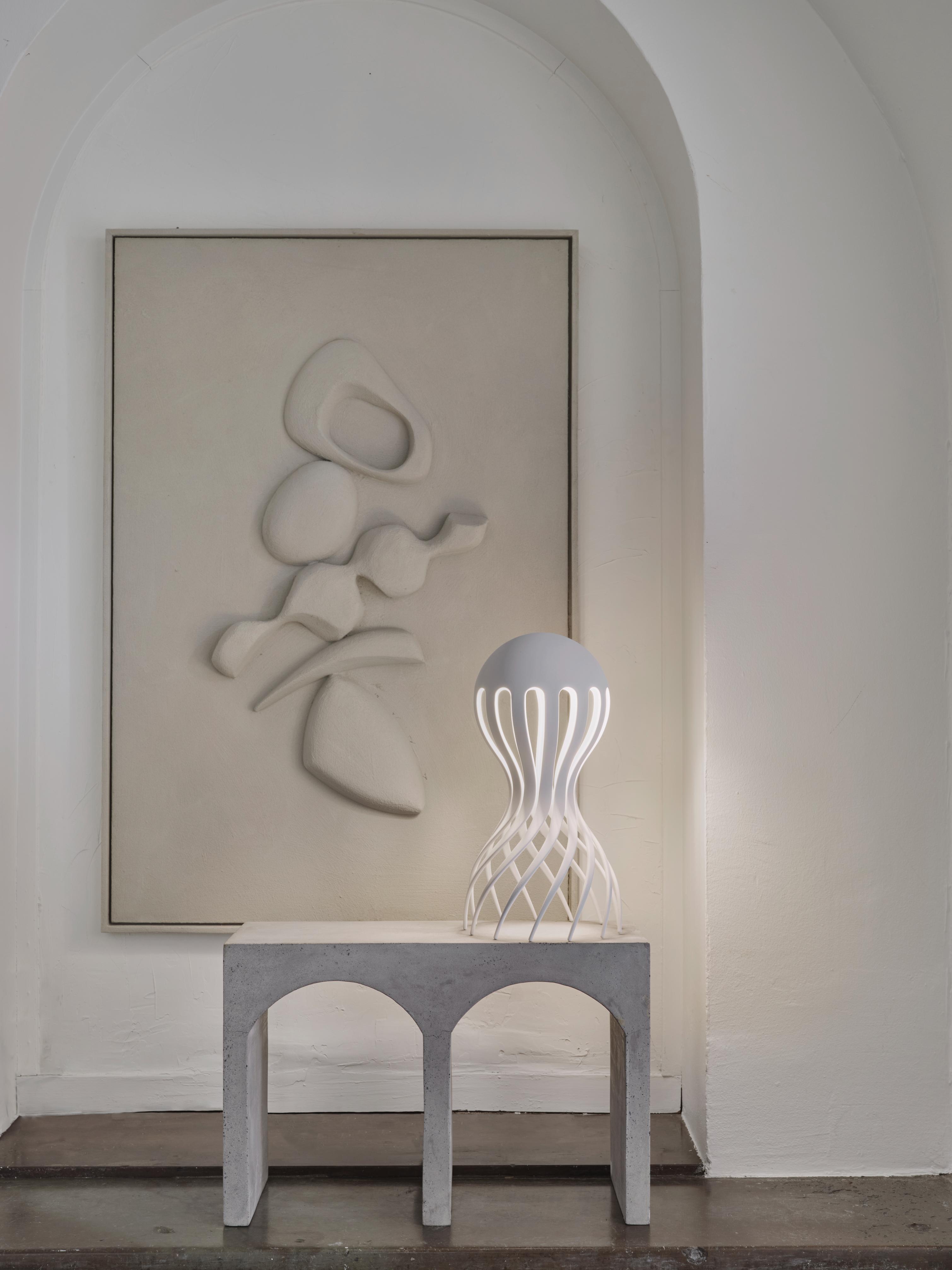 Stolní lampa CIRRATA bílá