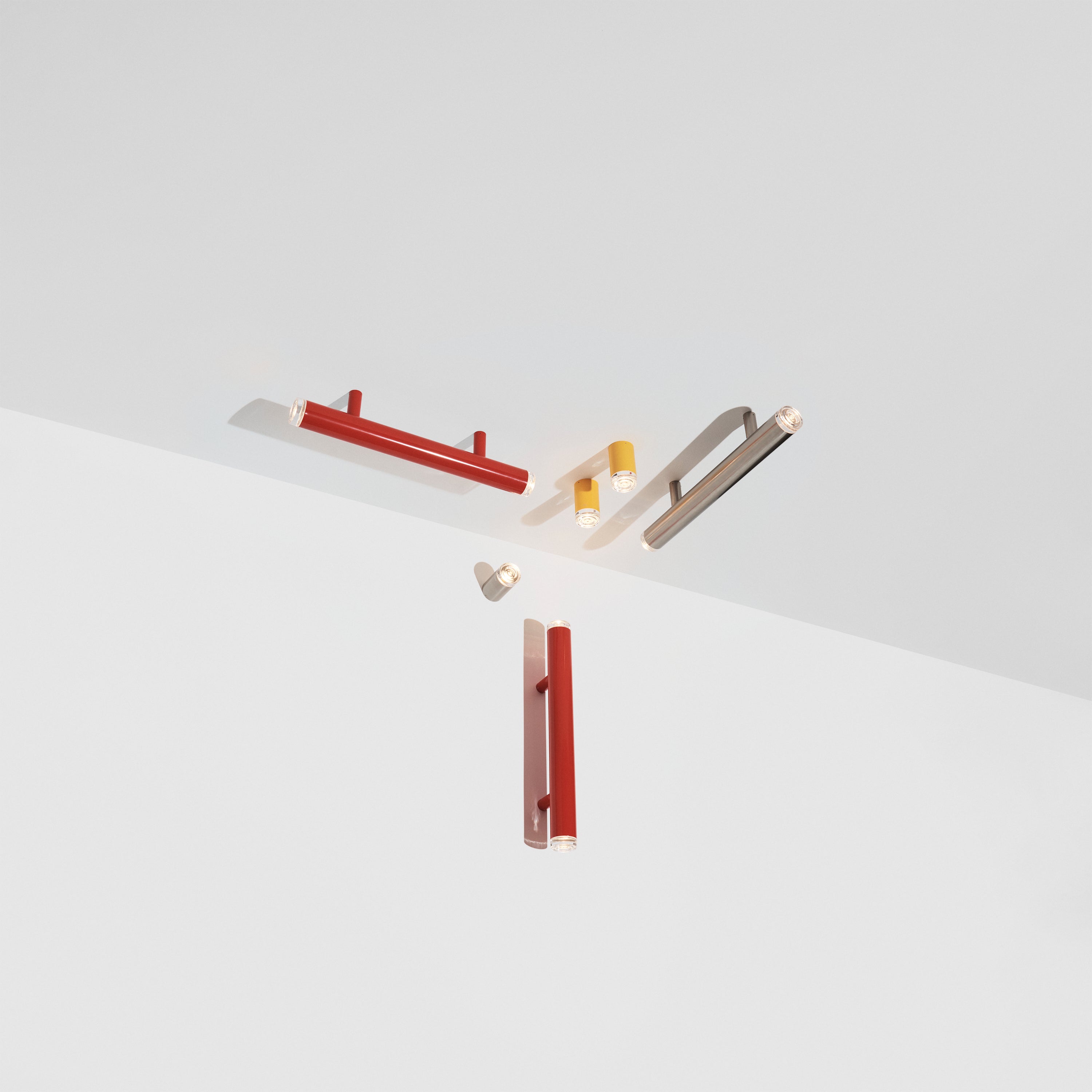 Lampa ścienna PYL czerwony – Petite Friture