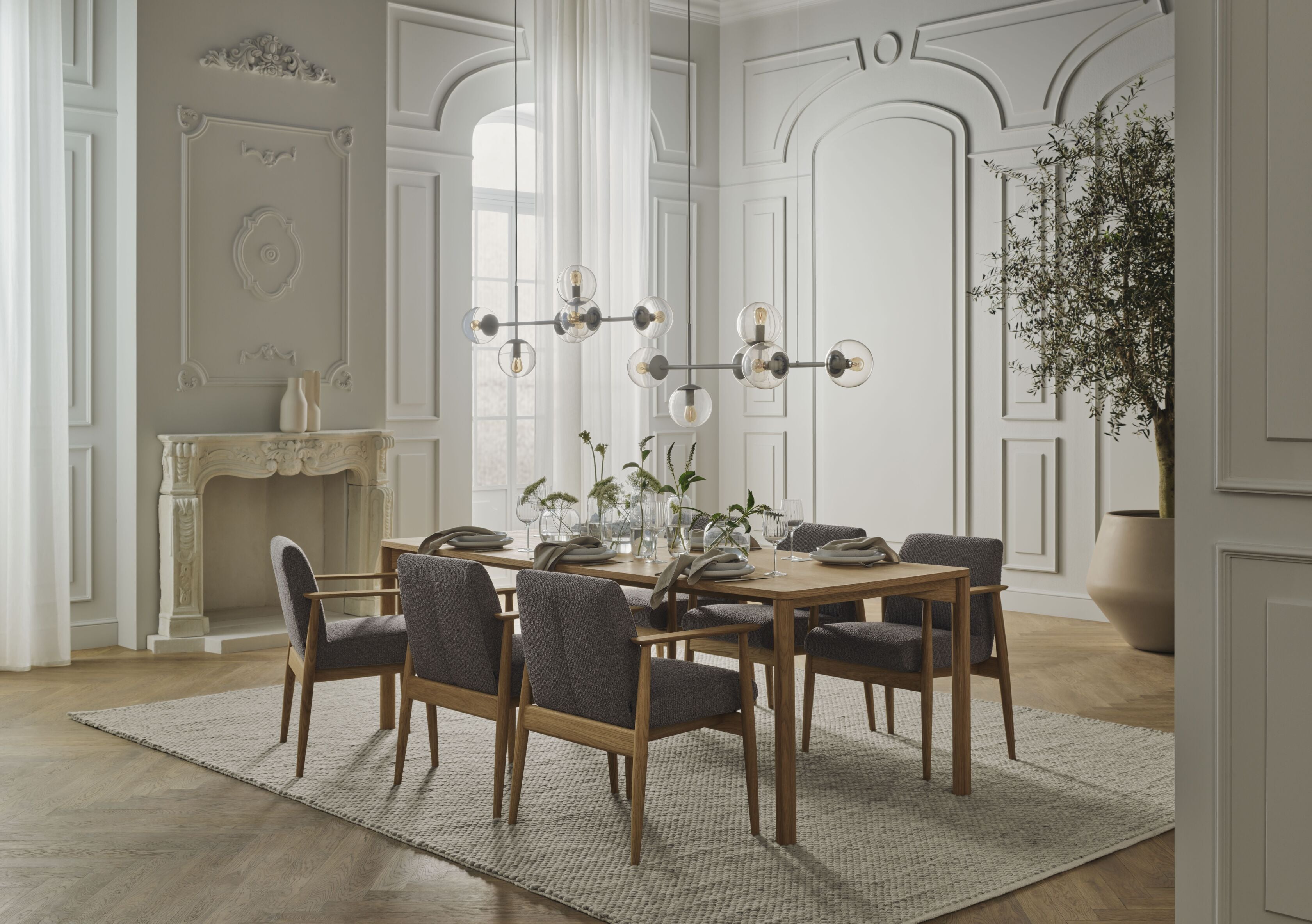 Rozkládací stůl PANA s dubovou základnou