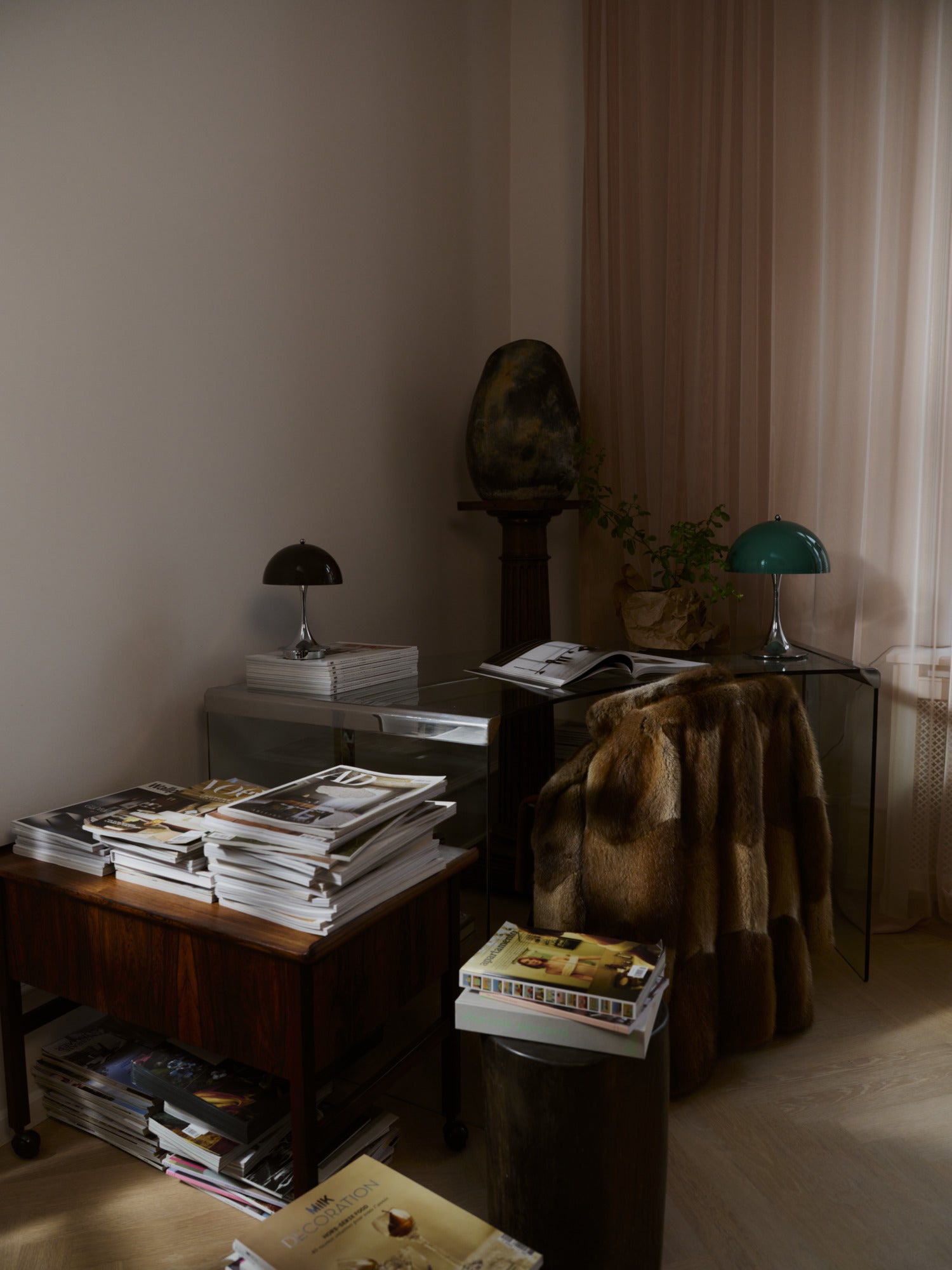 Přenosná lampa PANTHELLA 250 zelená s chromovaným podstavcem