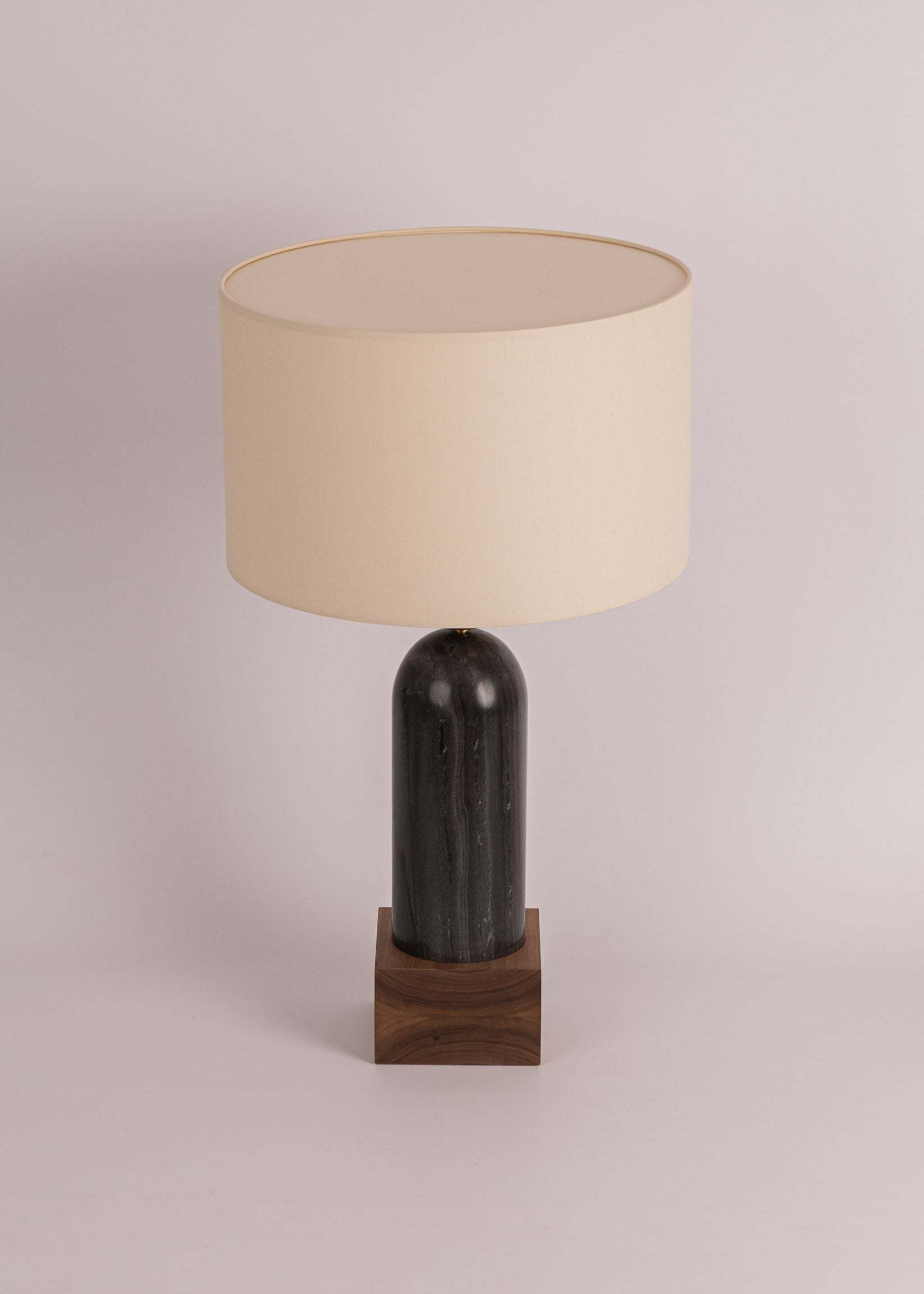 Stolní lampa PEONA KELO černý mramor