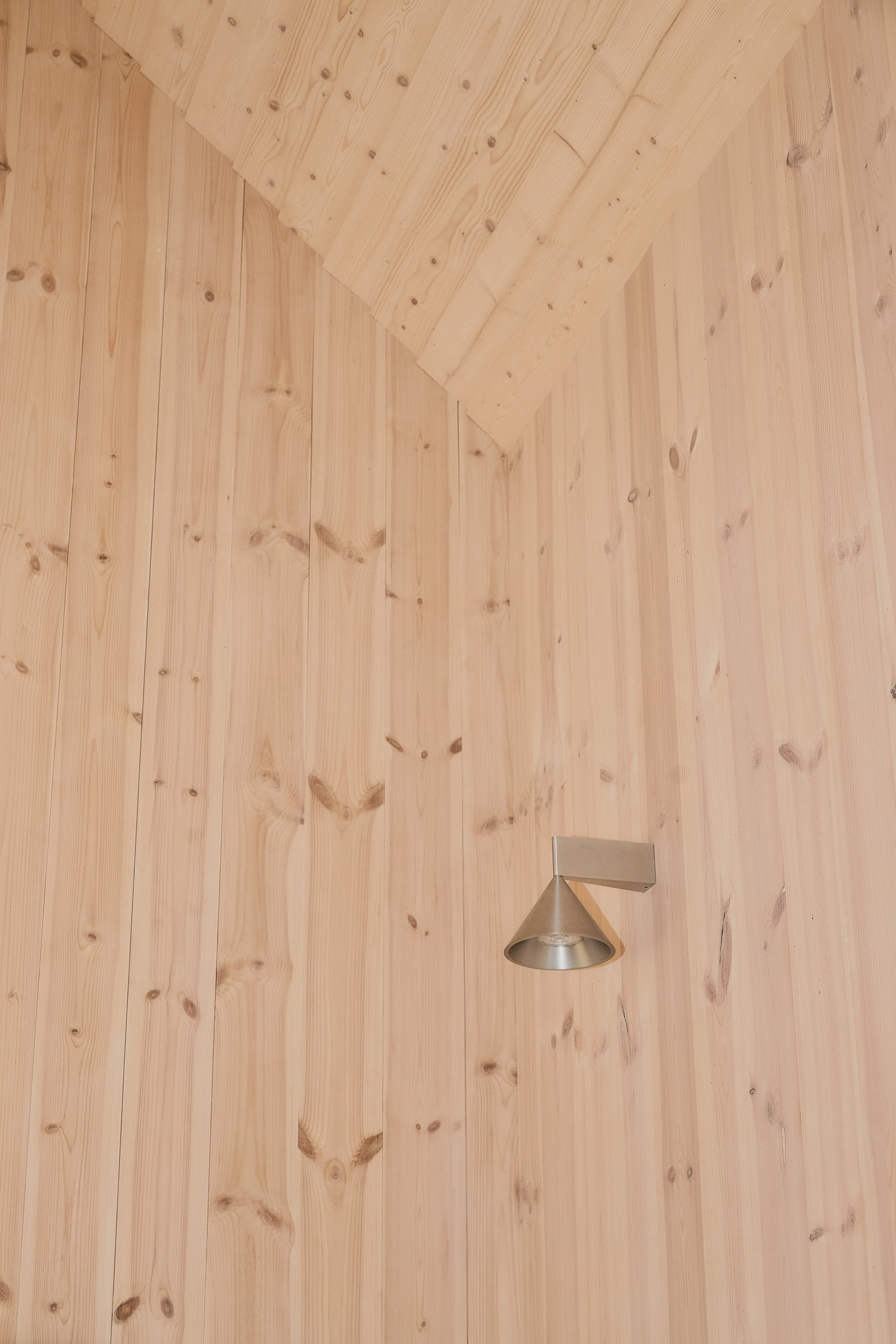 Nástěnná lampa APOLLO stříbrná