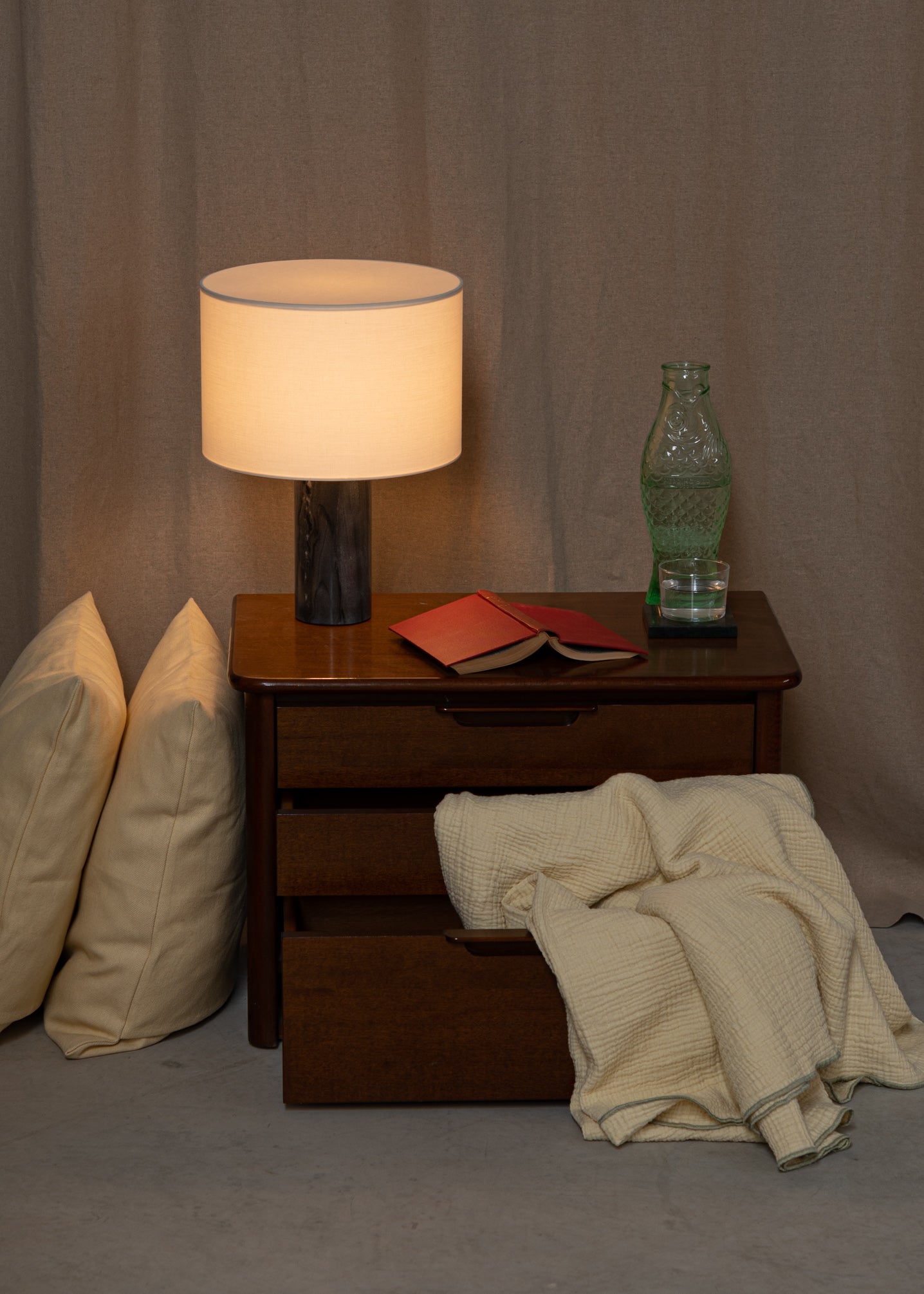 Stolní lampa PIPITO černý mramor