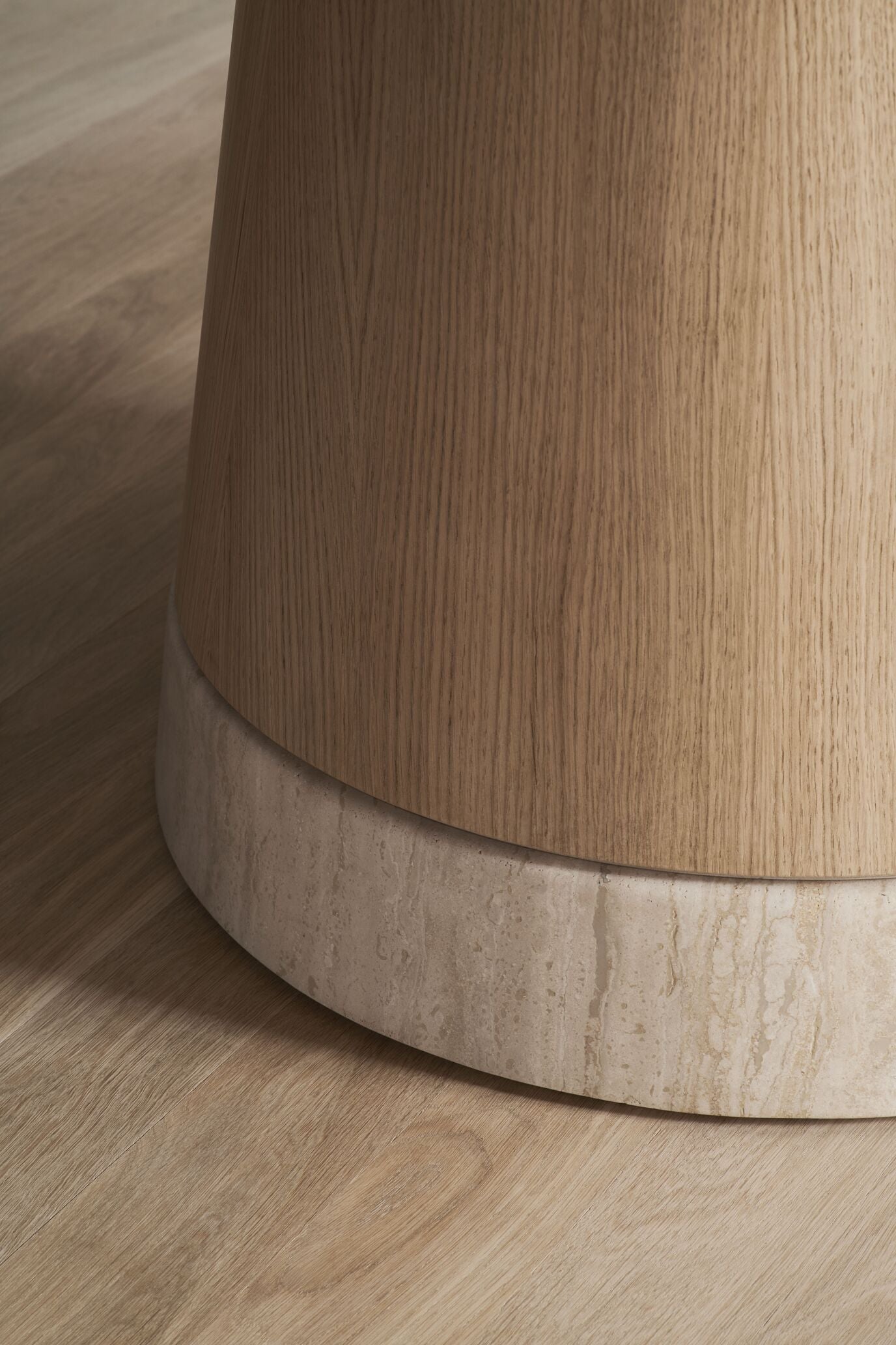 Stůl PIRO bílý dubový dýha