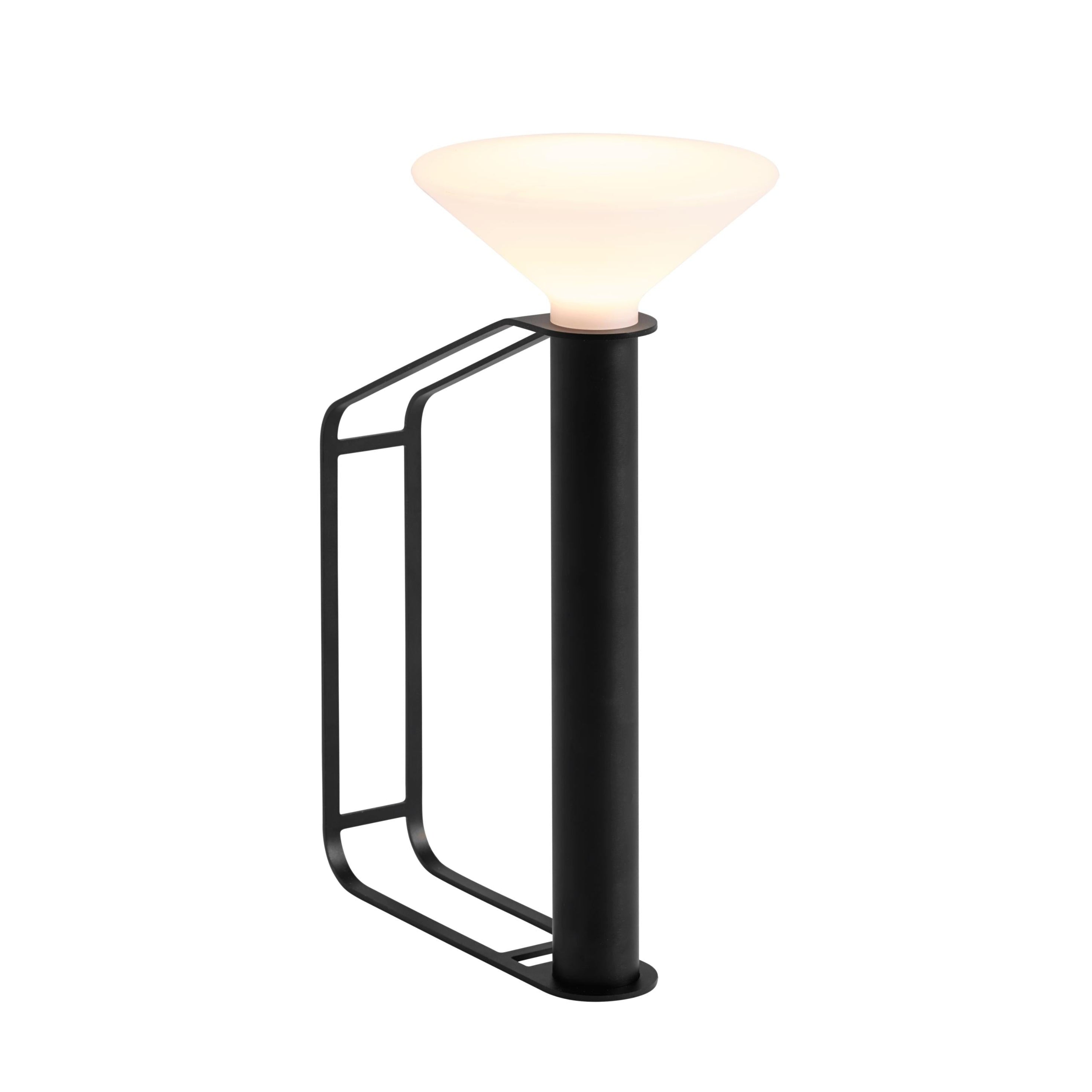 Přenosná venkovní lampa PITON černá